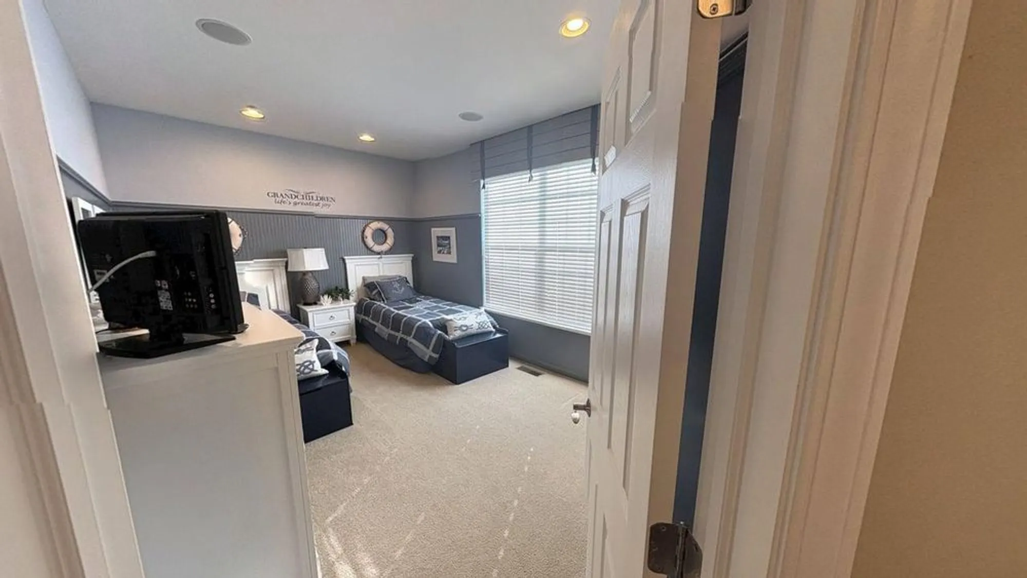 Property Slideshow image 20 of 39 | , Huntley, IL, 60142