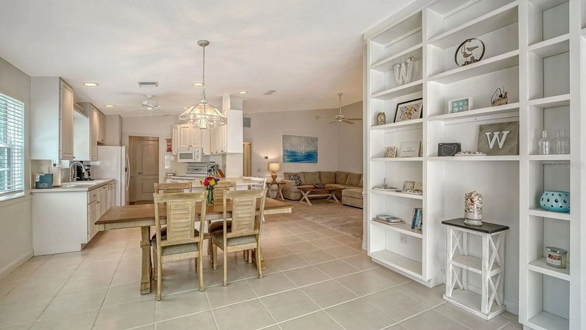 Property Slideshow image 25 of 71 | 8878 estepona ct, Sarasota, FL, 34238