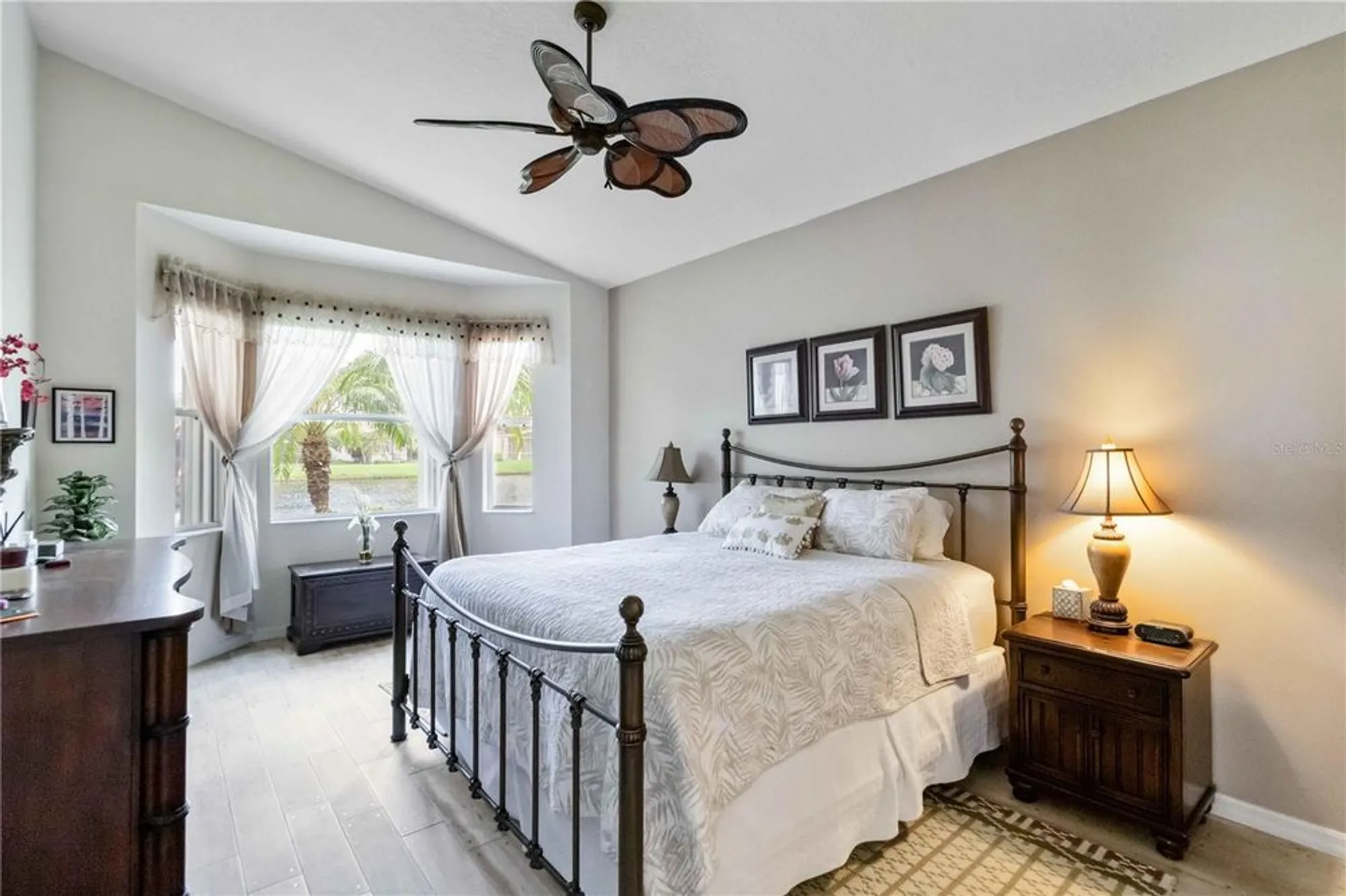 Property Slideshow image 14 of 31 | 4211 64th dr e unit e, Sarasota, FL, 34243