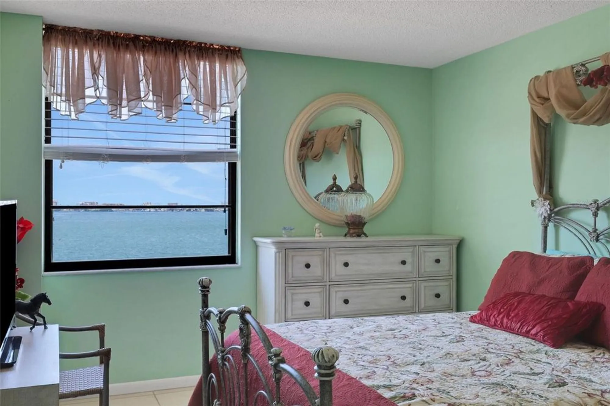 Property Slideshow image 22 of 42 | 6145 sun blvd apt 506, St Petersburg, FL, 33715