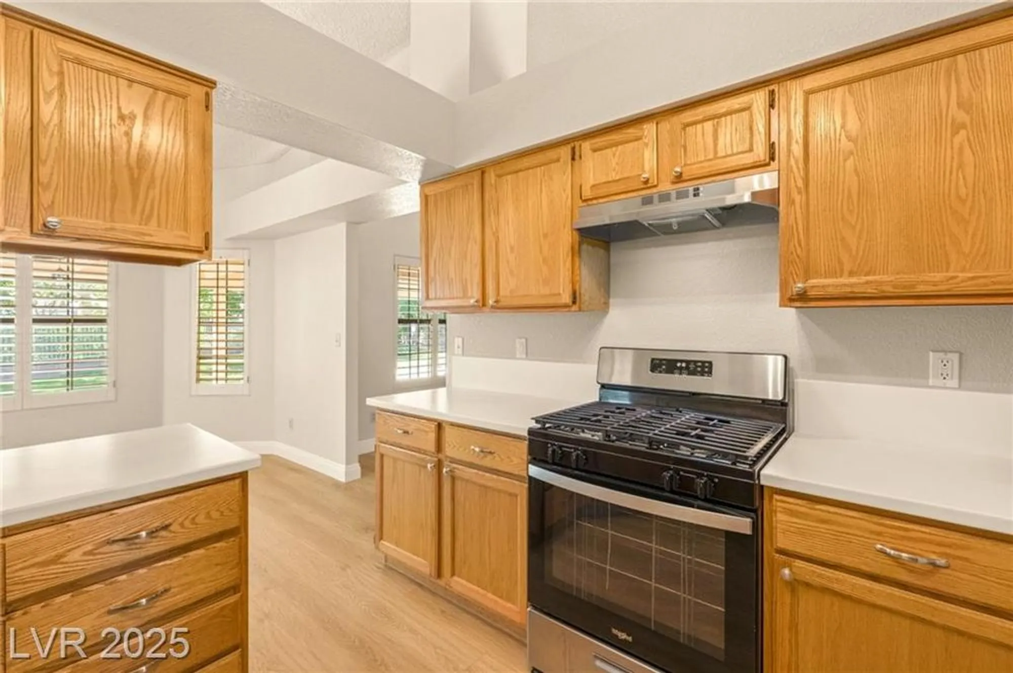 Property Slideshow image 16 of 40 | 5605 bay shore cir, Las Vegas, NV, 89130