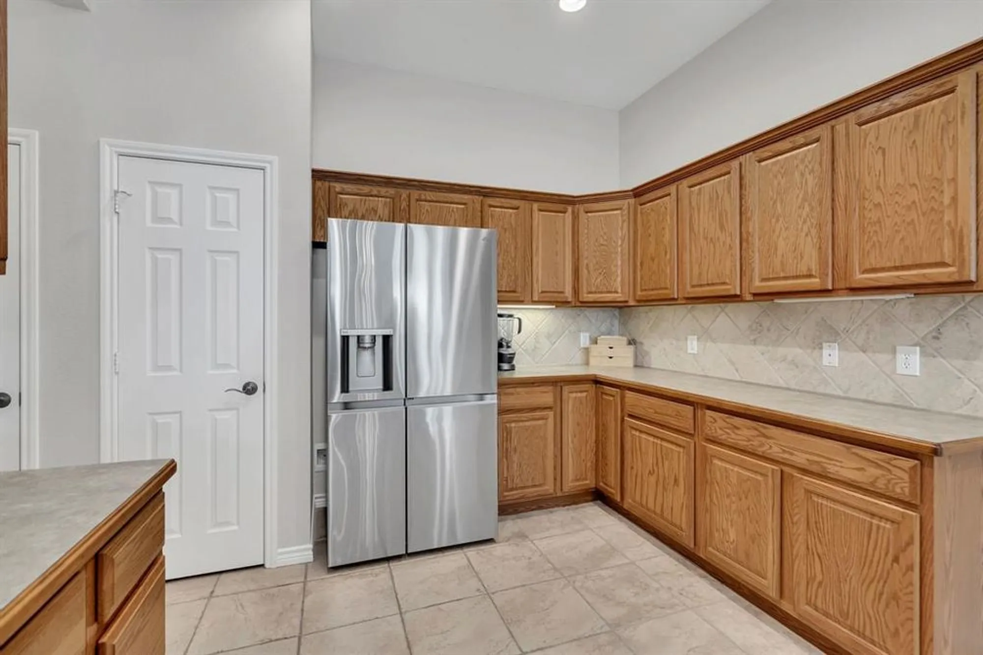 Property Slideshow image 13 of 40 | 2601 marsh ln 292, Plano, TX, 75093