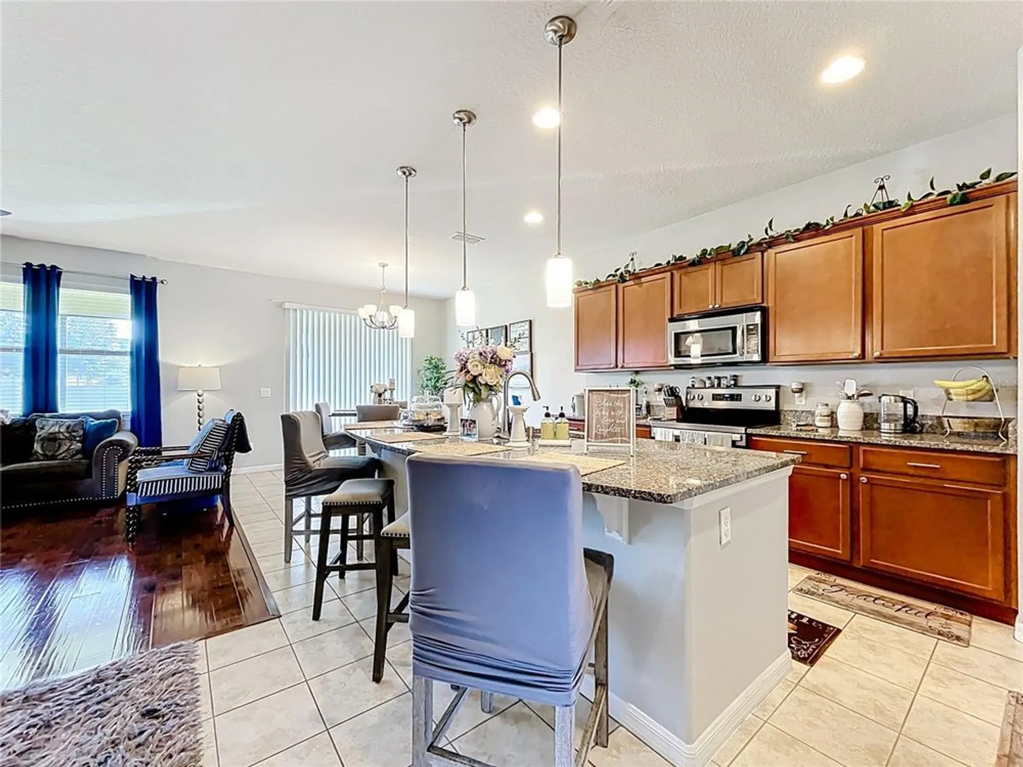 Property Slideshow image 18 of 93 | 21224 noric cv, Mount Dora, FL, 32757