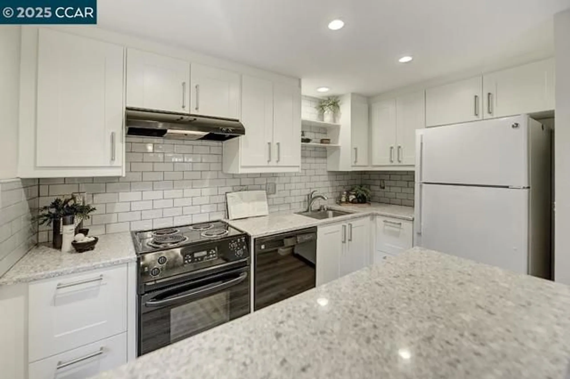 Property Slideshow image 7 of 39 | 1405 ptarmigan dr apt 1, Walnut Creek, CA, 94595