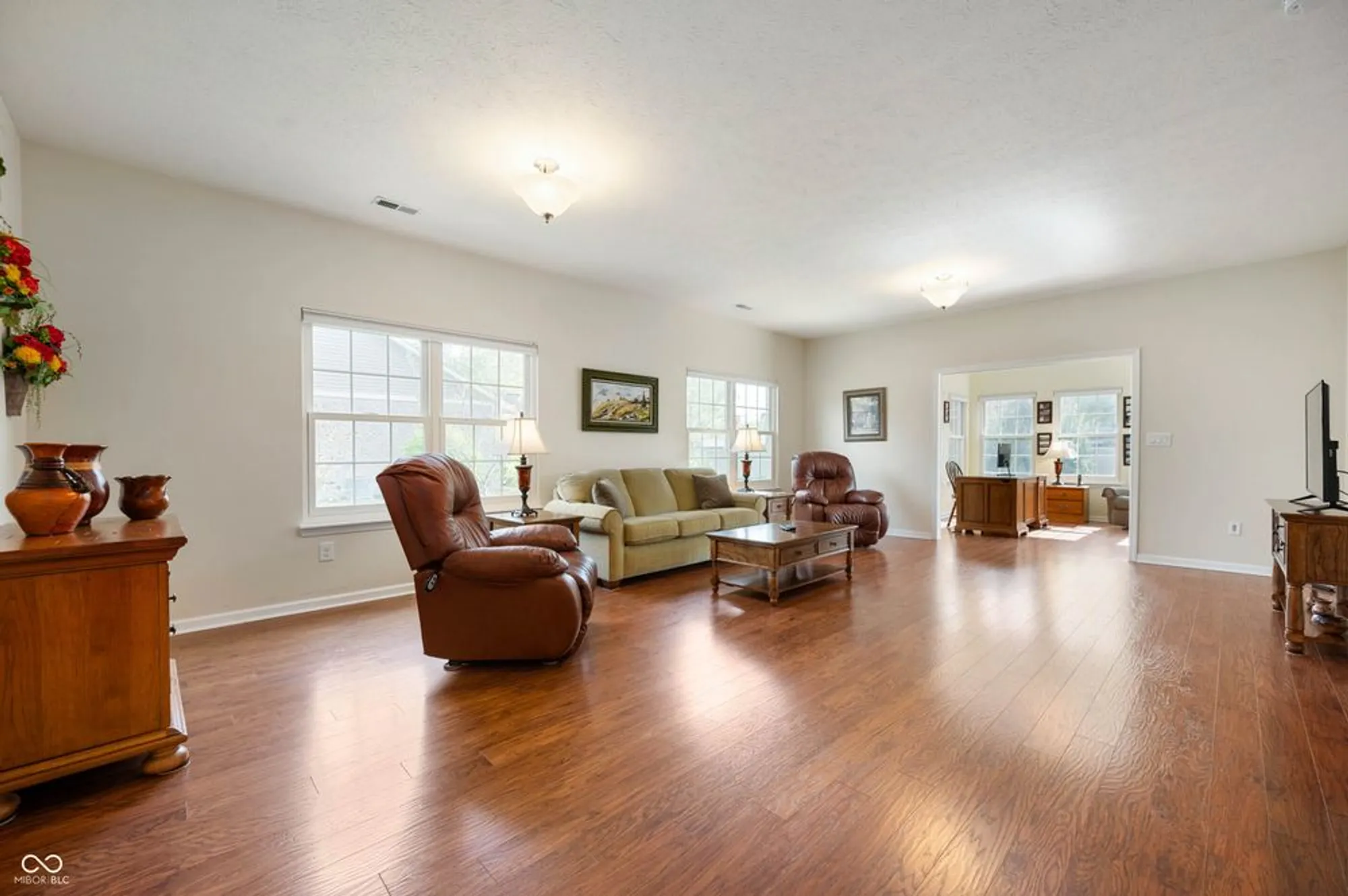 Property Slideshow image 4 of 20 | 8887 stoney meadow blvd, Avon, IN, 46123