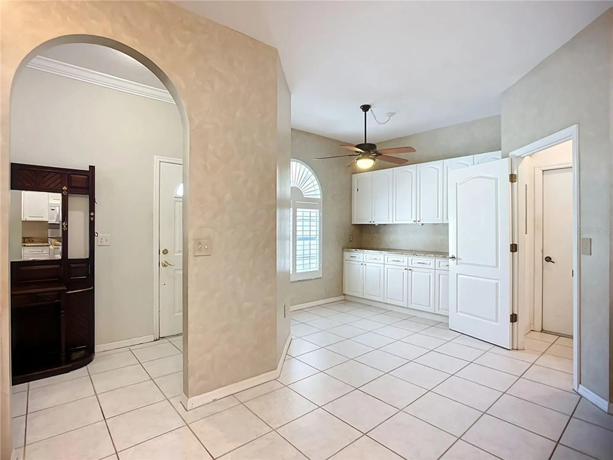 Property Slideshow image 13 of 64 | 6948 stoneywalk ct, Bradenton, FL, 34203