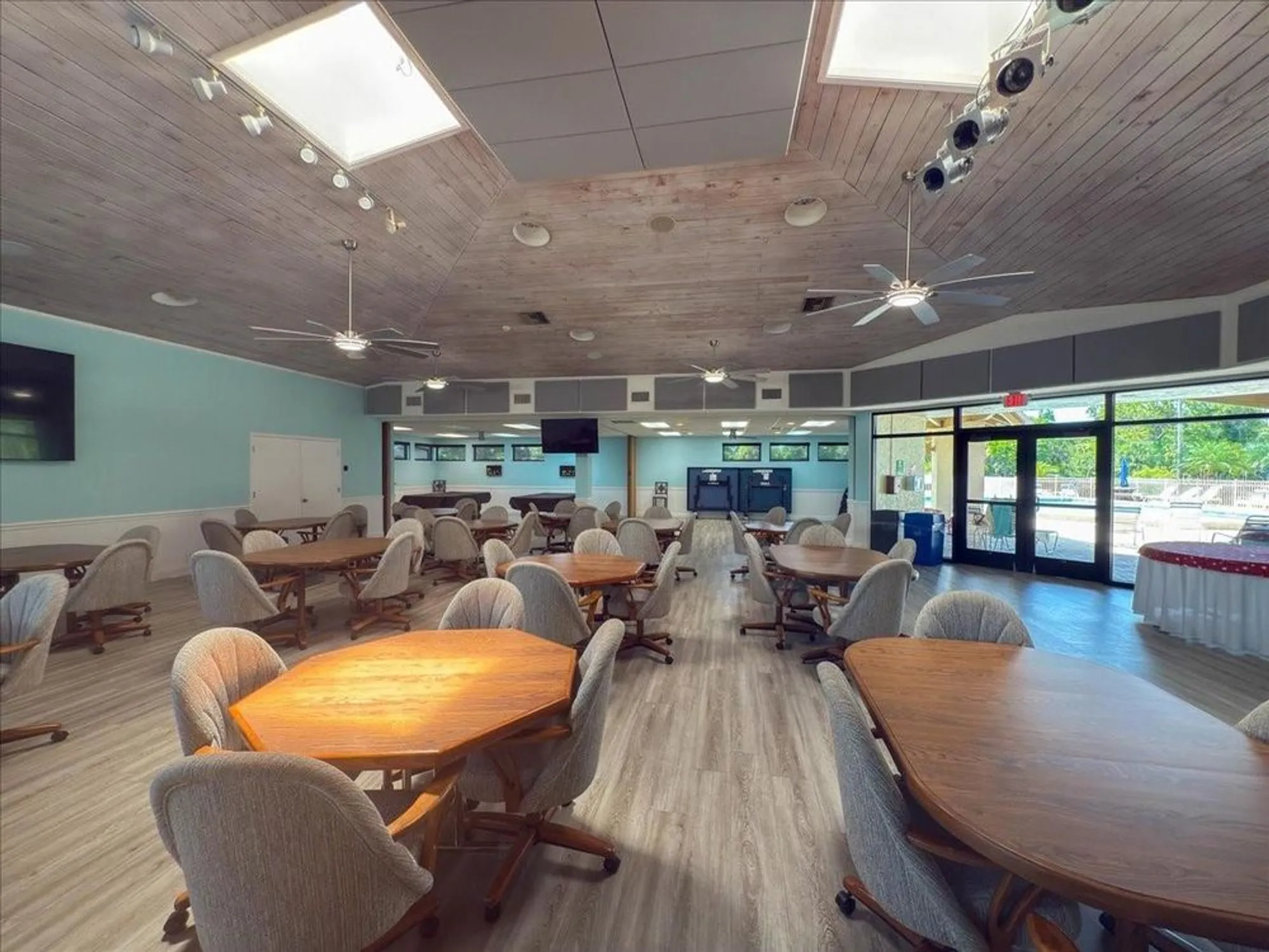 Property Slideshow image 70 of 80 | 576 gadsen st, Englewood, FL, 34223