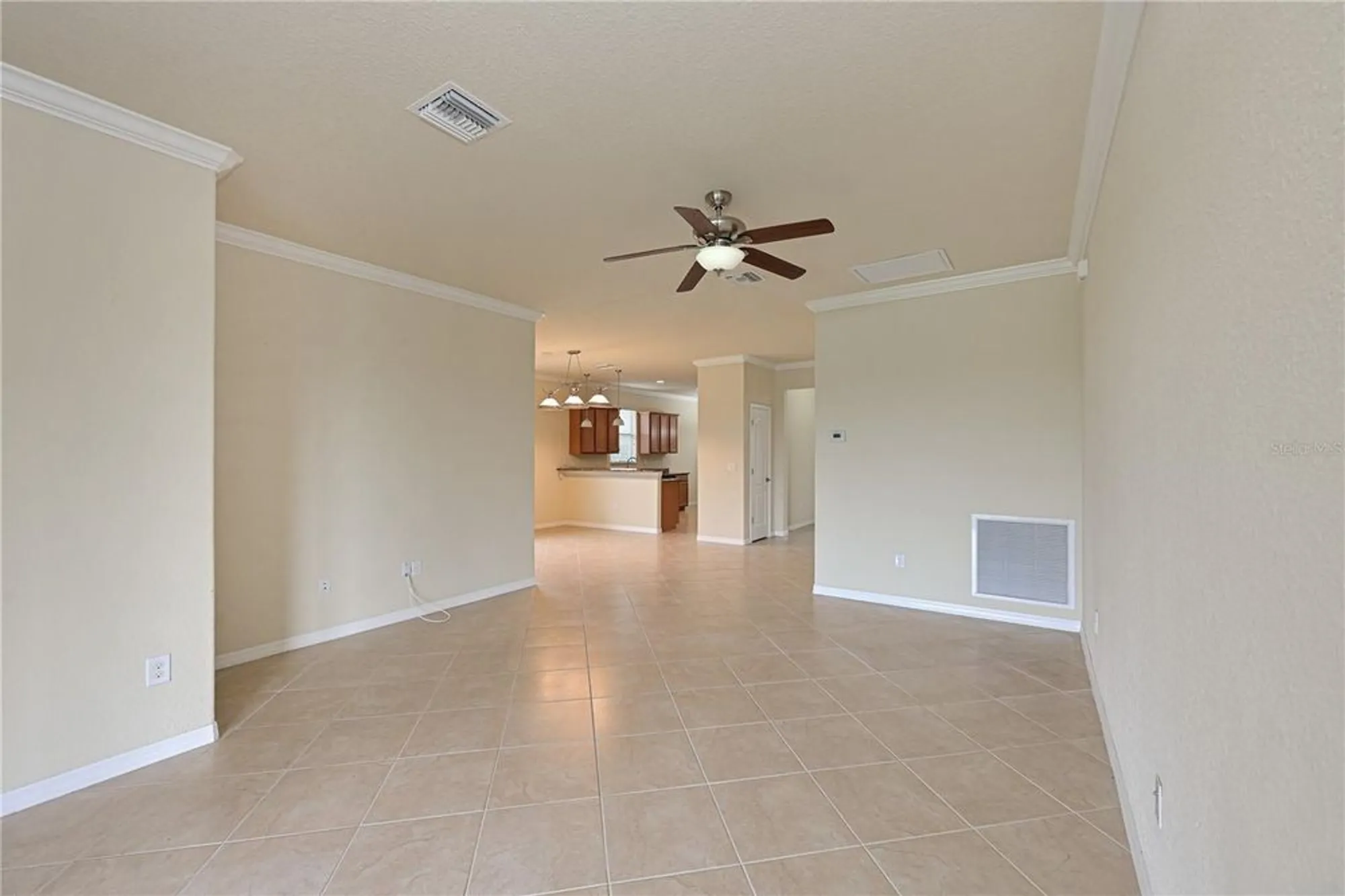 Property Slideshow image 7 of 53 | 7114 quiet creek dr, Bradenton, FL, 34212
