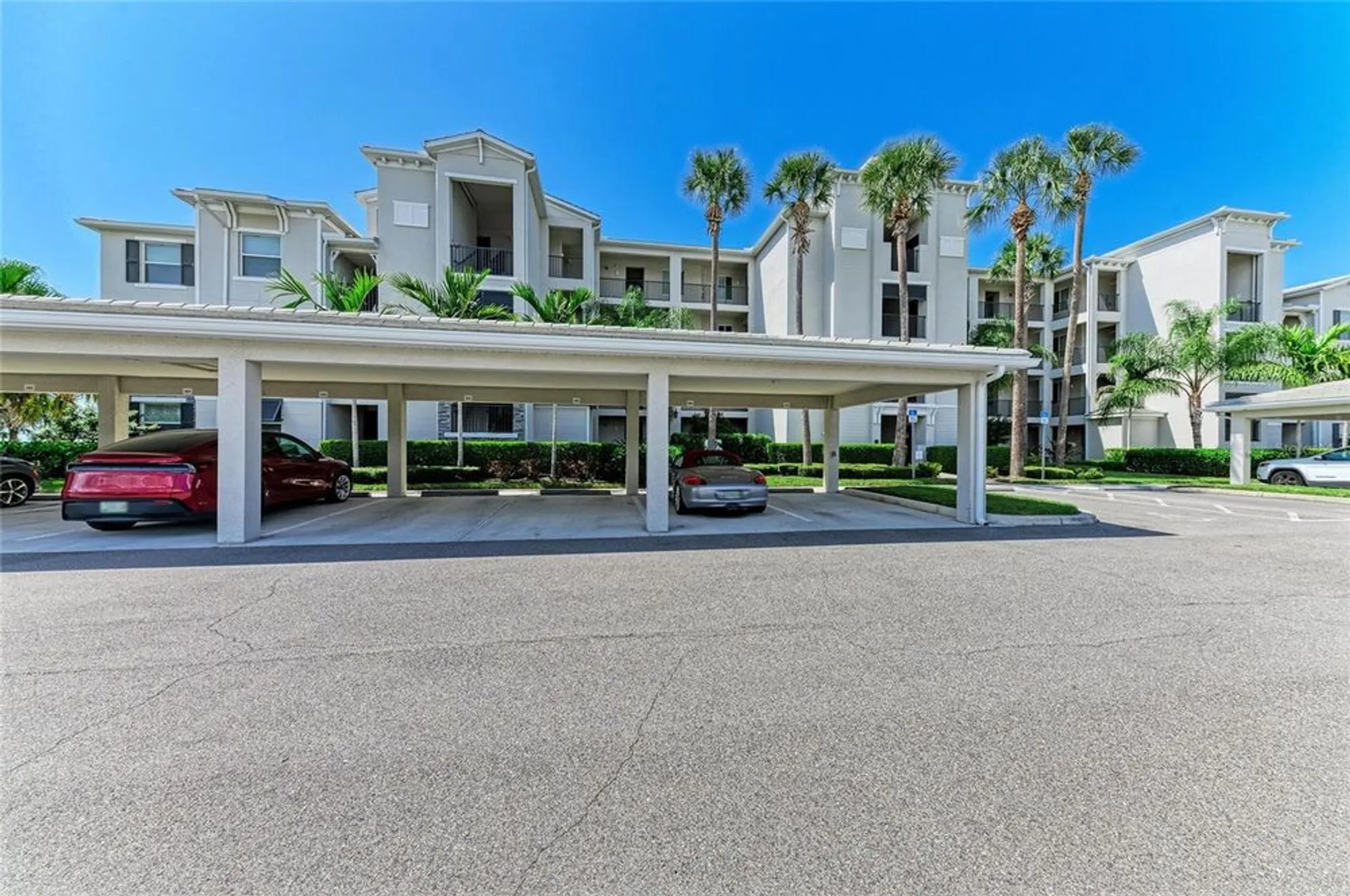 Property Slideshow image 4 of 57 | 1010 tidewater shores loop 304, Bradenton, FL, 34208