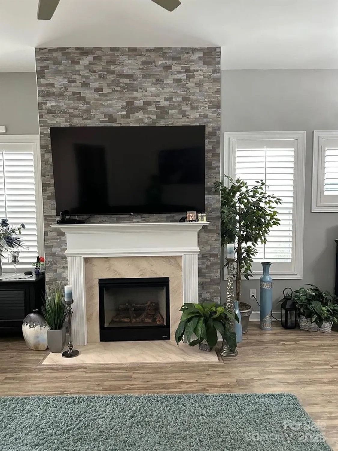 Property Slideshow image 11 of 46 | 12417 old iron ln, Charlotte, NC, 28215