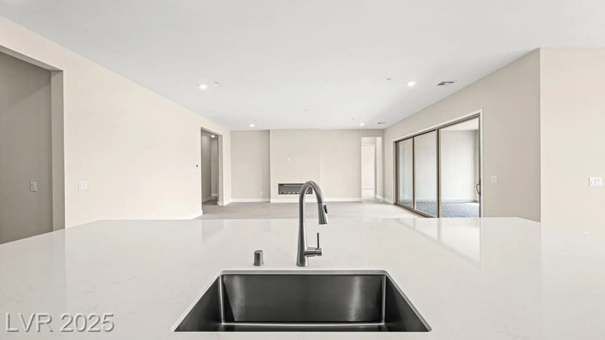 Property Slideshow image 11 of 48 | 237 paraggi bay dr, Henderson, NV, 89011