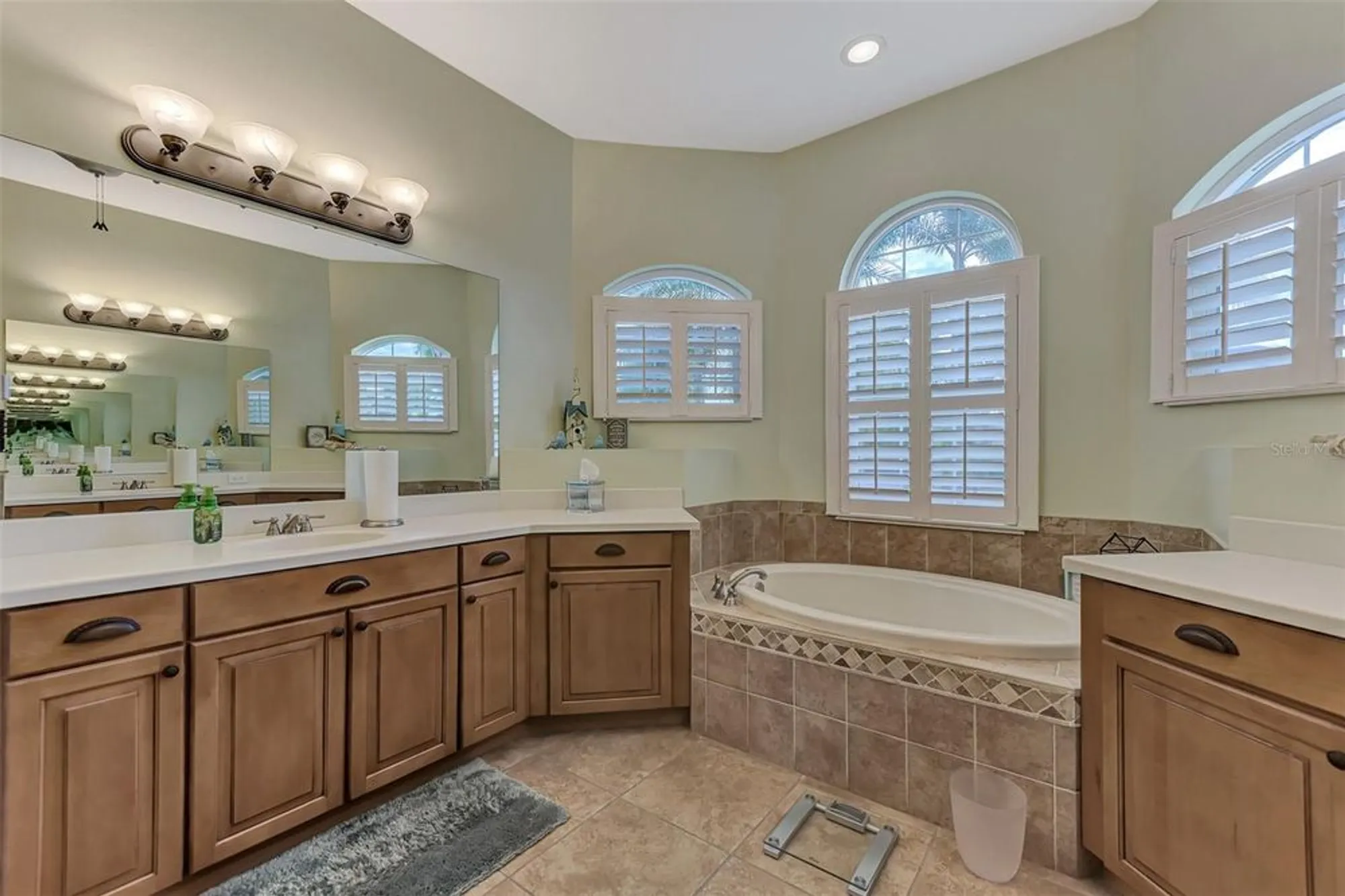 Property Slideshow image 44 of 73 | 1221 creek nine dr, North Port, FL, 34291