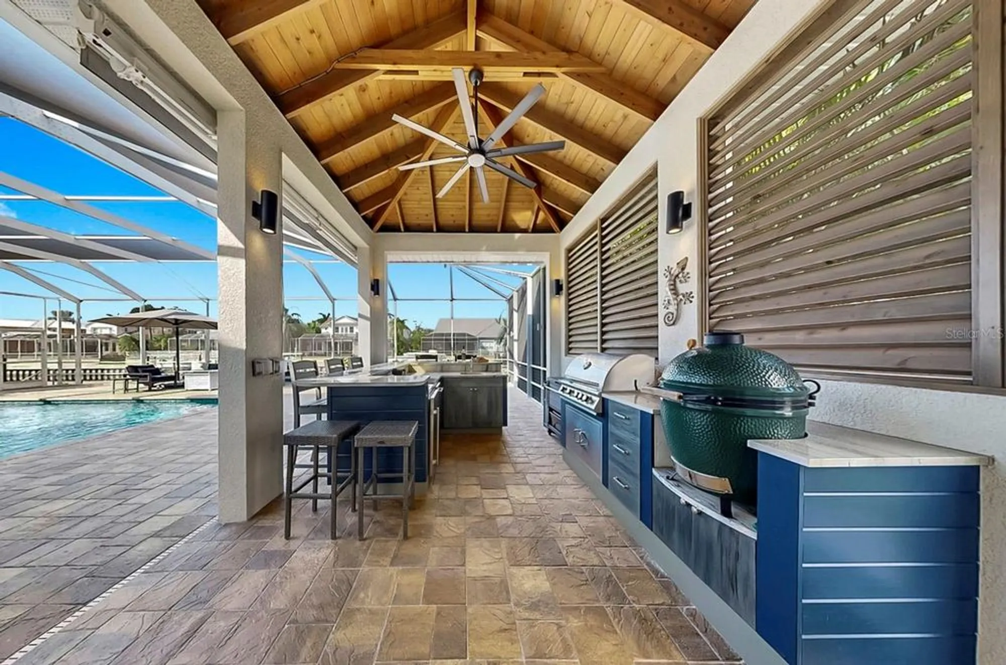 Property Slideshow image 56 of 100 | 701 pinckney dr, Apollo Beach, FL, 33572