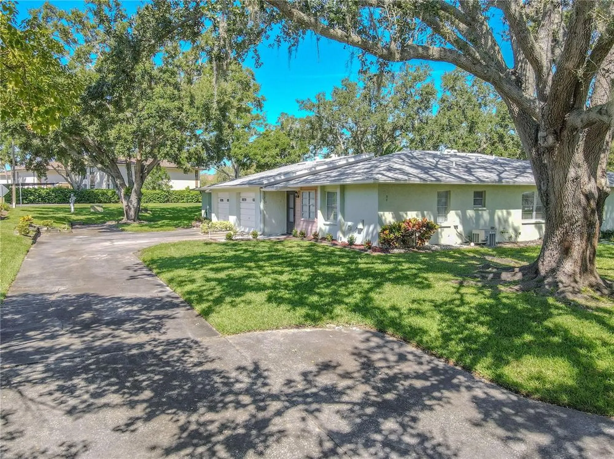 Property Slideshow image 24 of 28 | 1131 orange tree cir c, Palm Harbor, FL, 34684