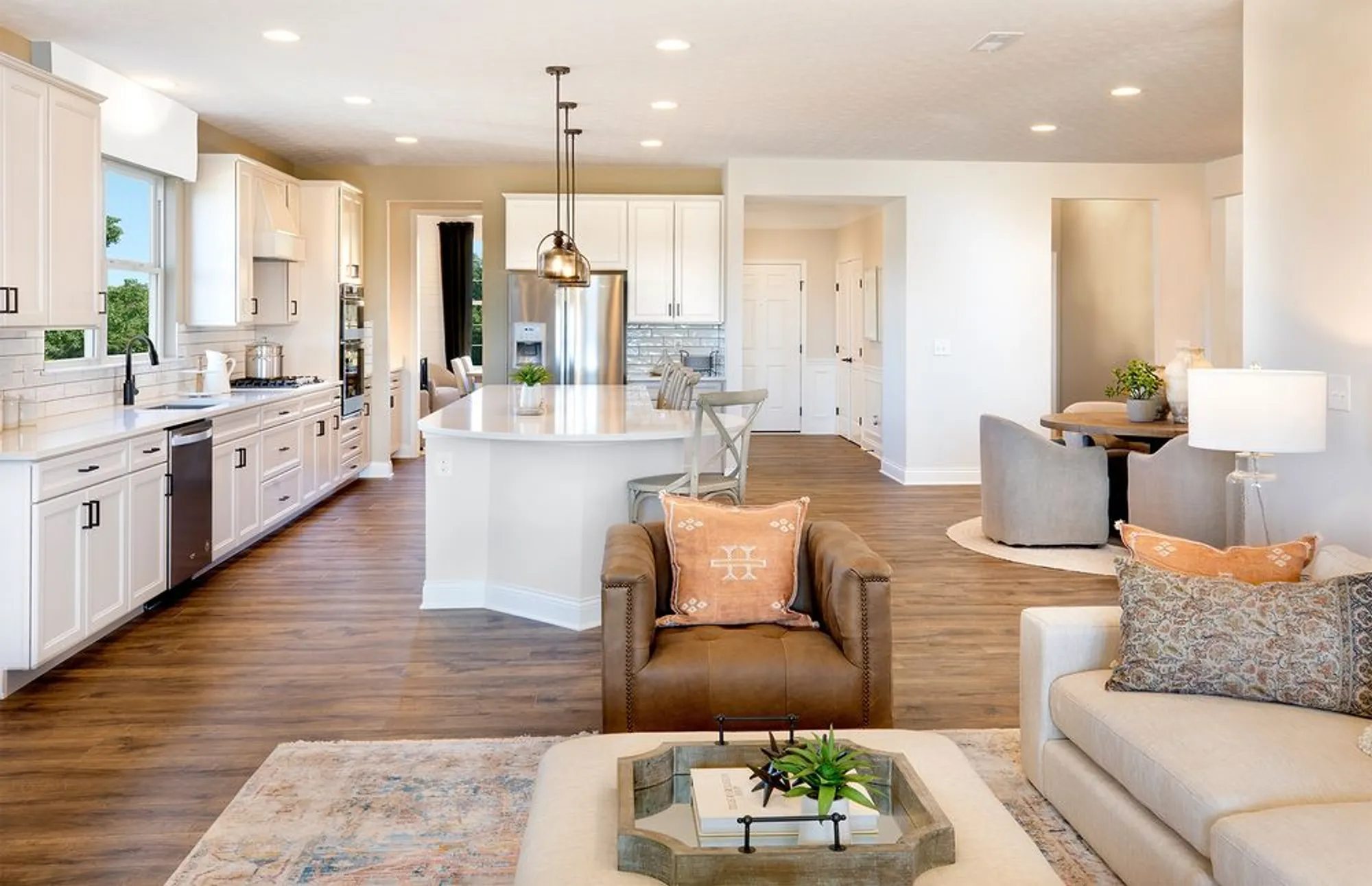 Property Slideshow image 6 of 15 | , Lindenhurst, IL, 60046