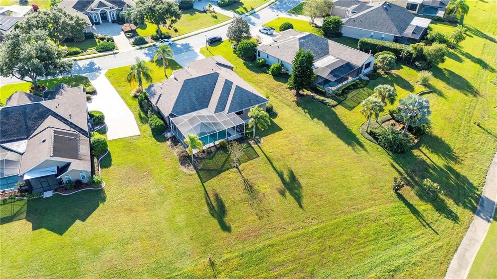 Property Slideshow image 3 of 71 | 13301 thoroughbred dr, Dade City, FL, 33525