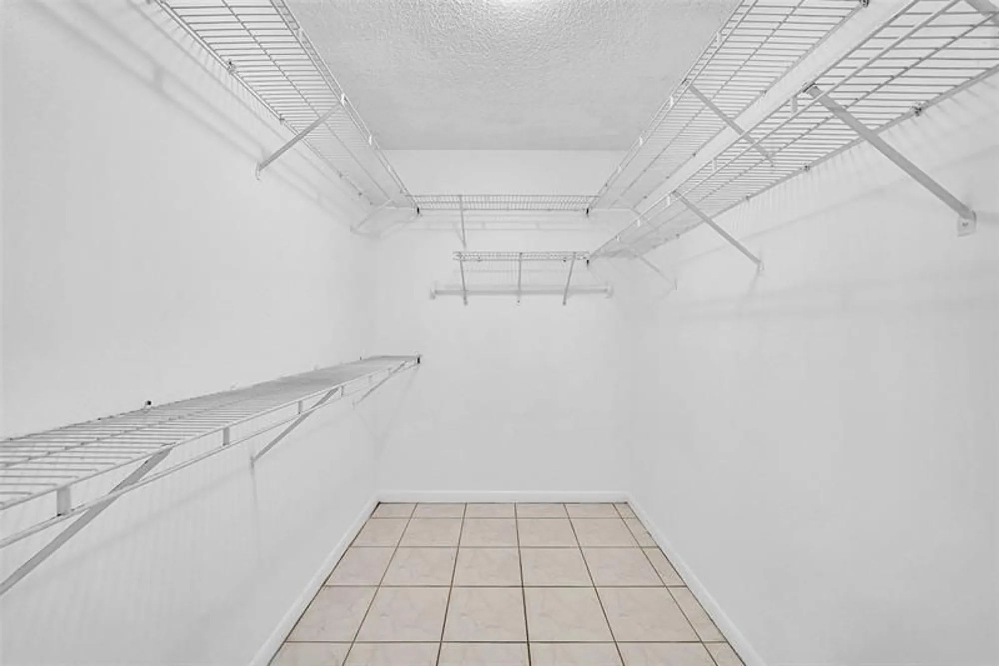 Property Slideshow image 24 of 30 | 4950 e sabal palm blvd 302, Tamarac, FL, 33319