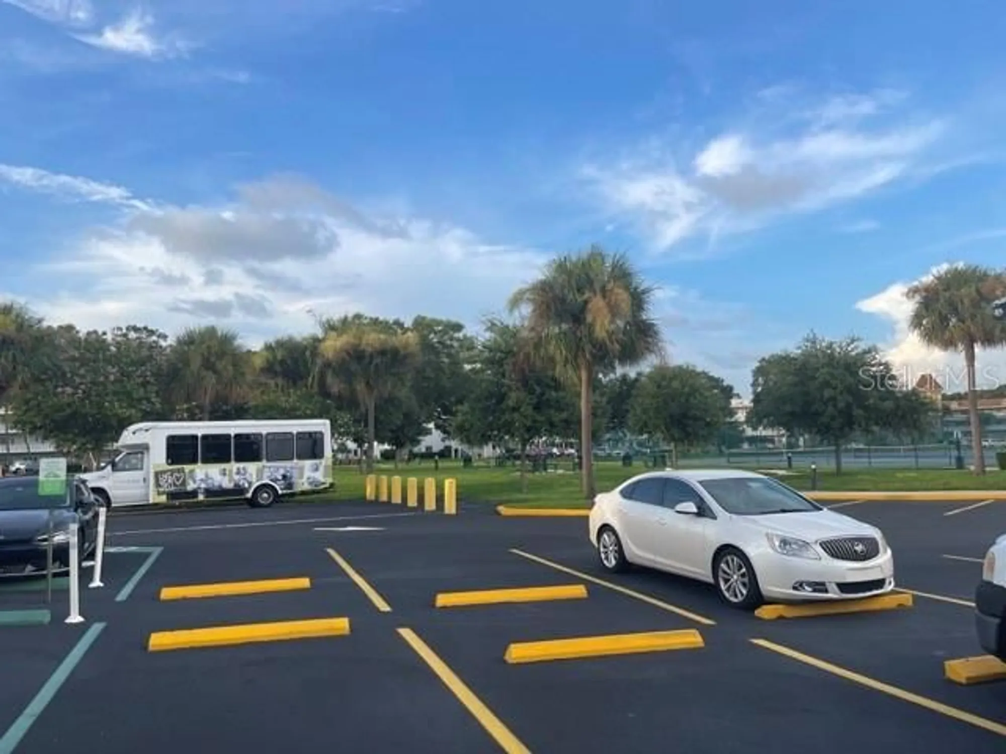 Property Slideshow image 27 of 31 | 2310 denmark st 50, Clearwater, FL, 33763