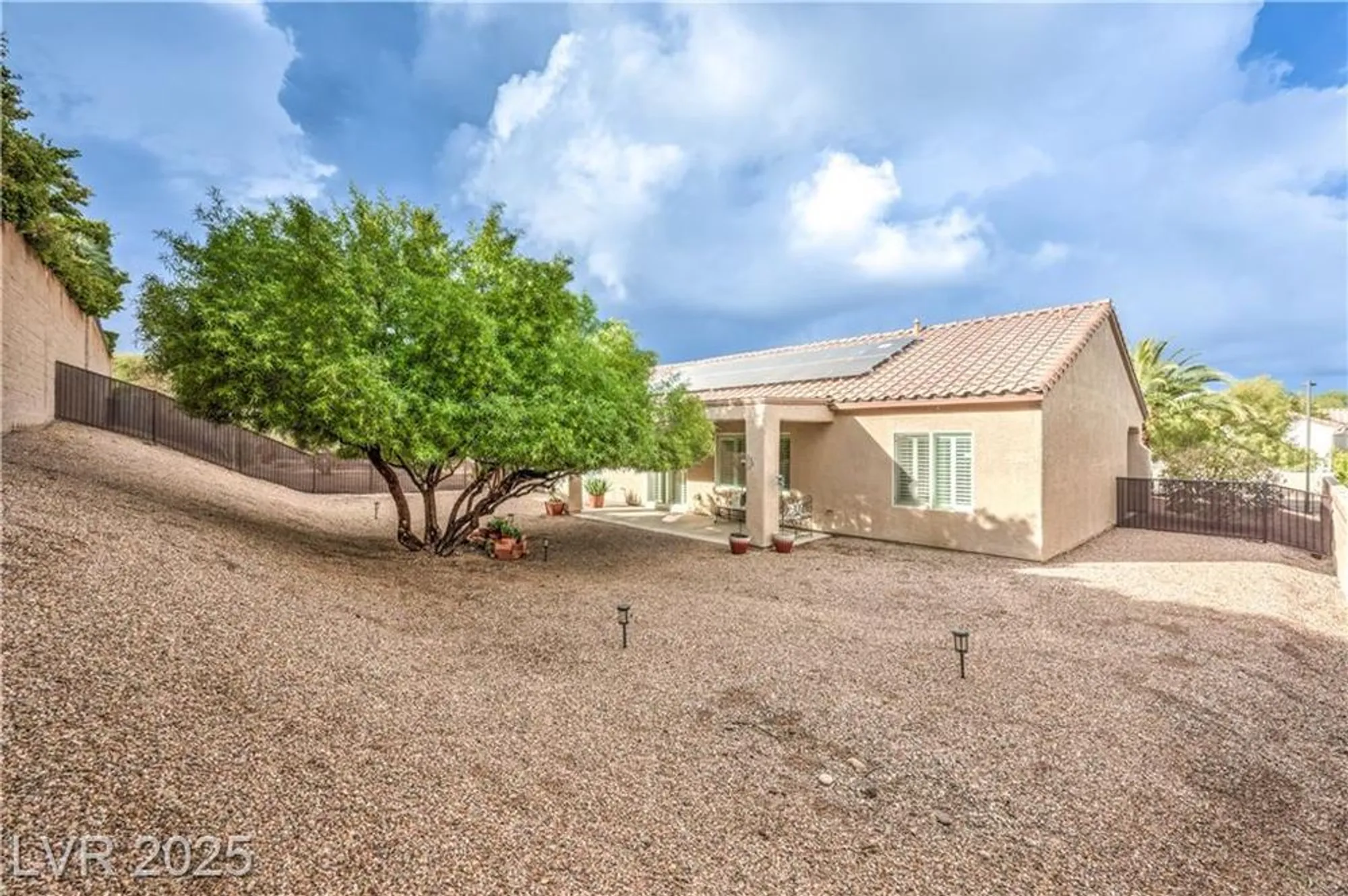 Property Slideshow image 26 of 40 | 2317 shorewood hills ave, Henderson, NV, 89052
