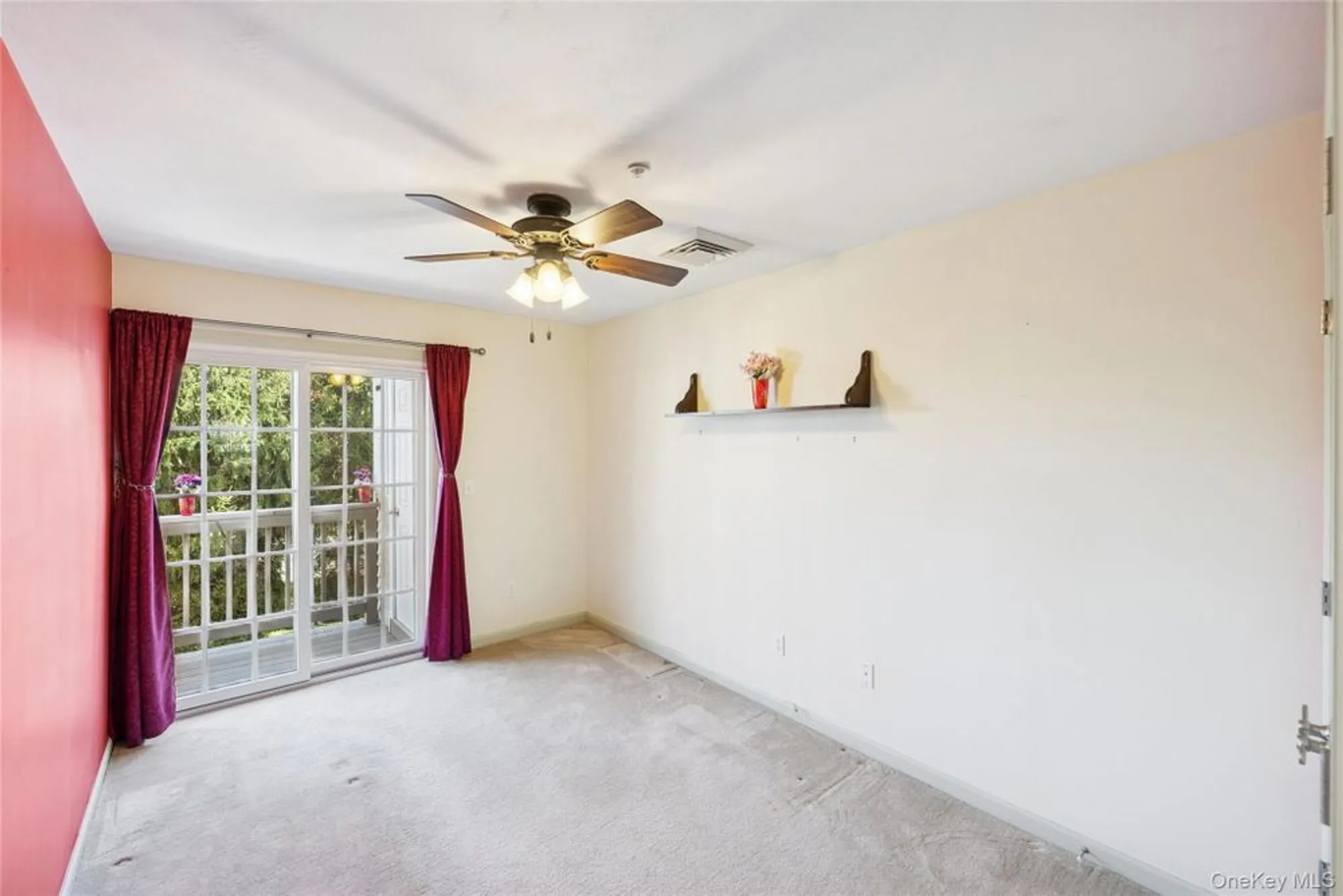 Property Slideshow image 18 of 39 | 1228 willow ln, Valley Stream, NY, 11580