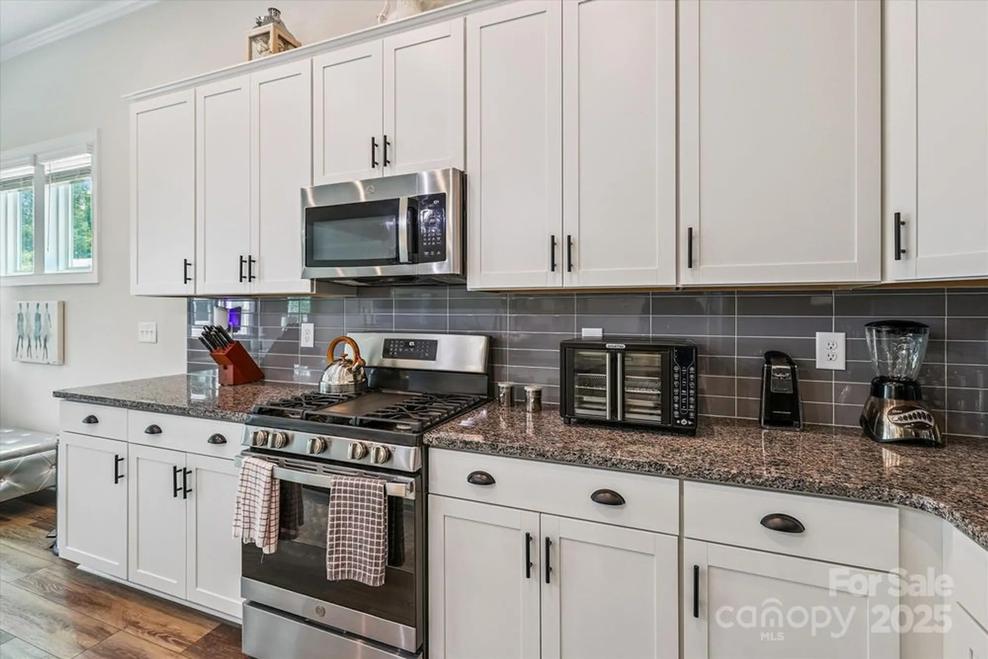 Property Slideshow image 23 of 36 | 10400 superb ln, Charlotte, NC, 28215