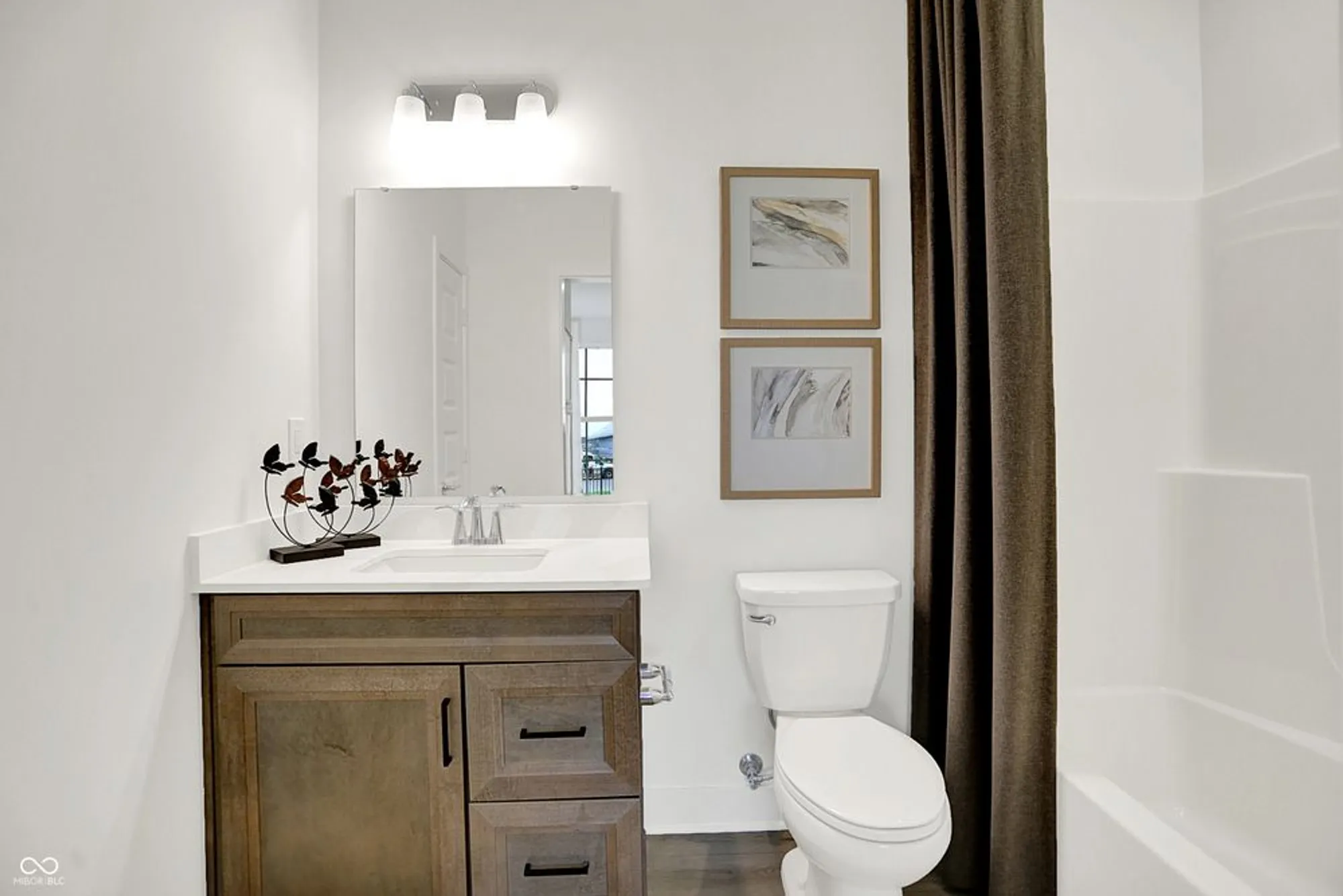 Property Slideshow image 27 of 29 | 5076 foxley park ln, Avon, IN, 46123