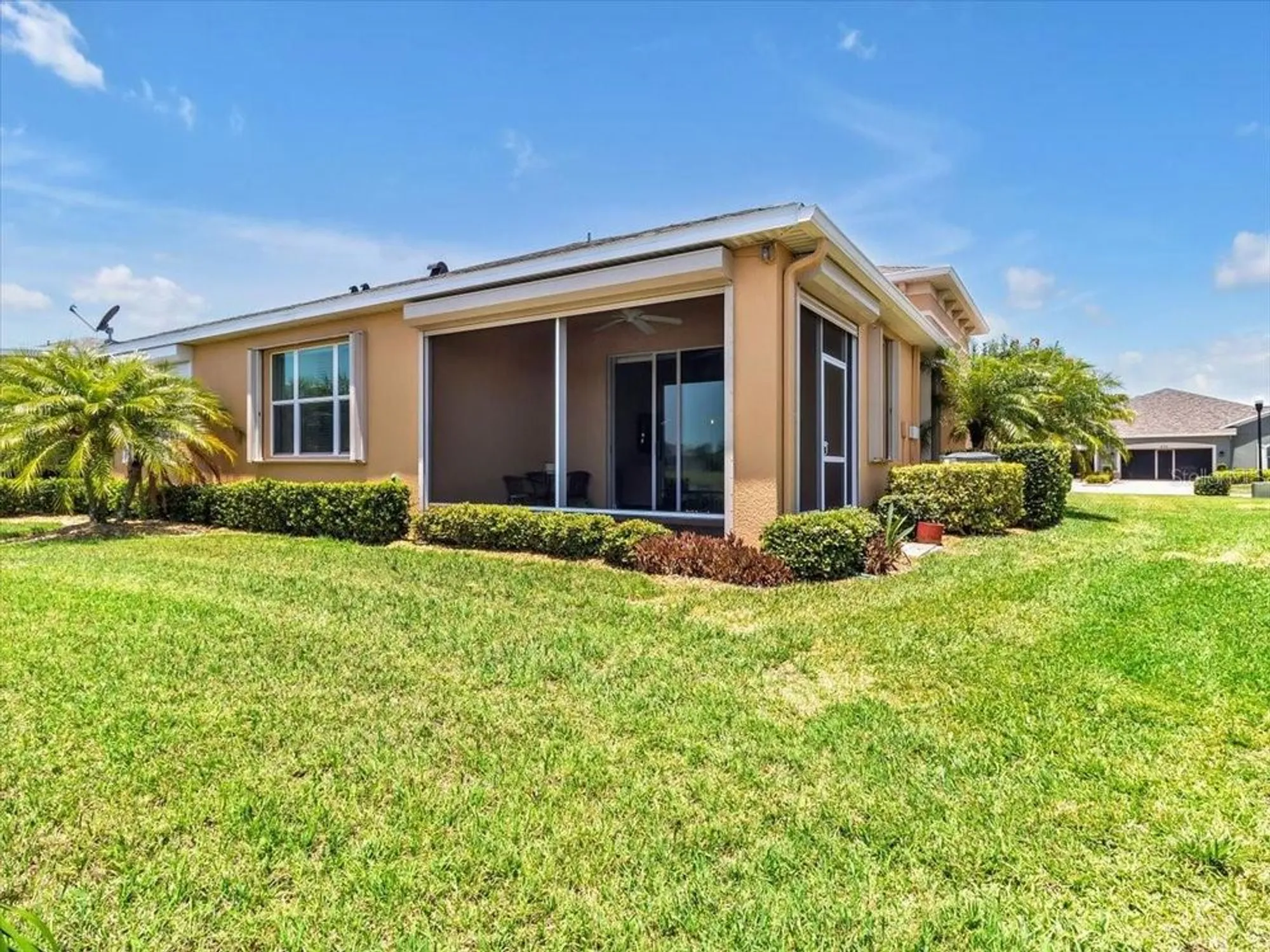 Property Slideshow image 42 of 52 | 635 chipper dr, Sun City Center, FL, 33573