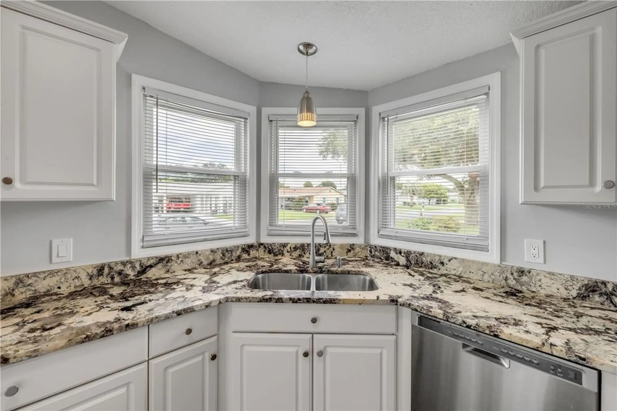Property Slideshow image 14 of 43 | 1228 maria ct, The Villages, FL, 32159