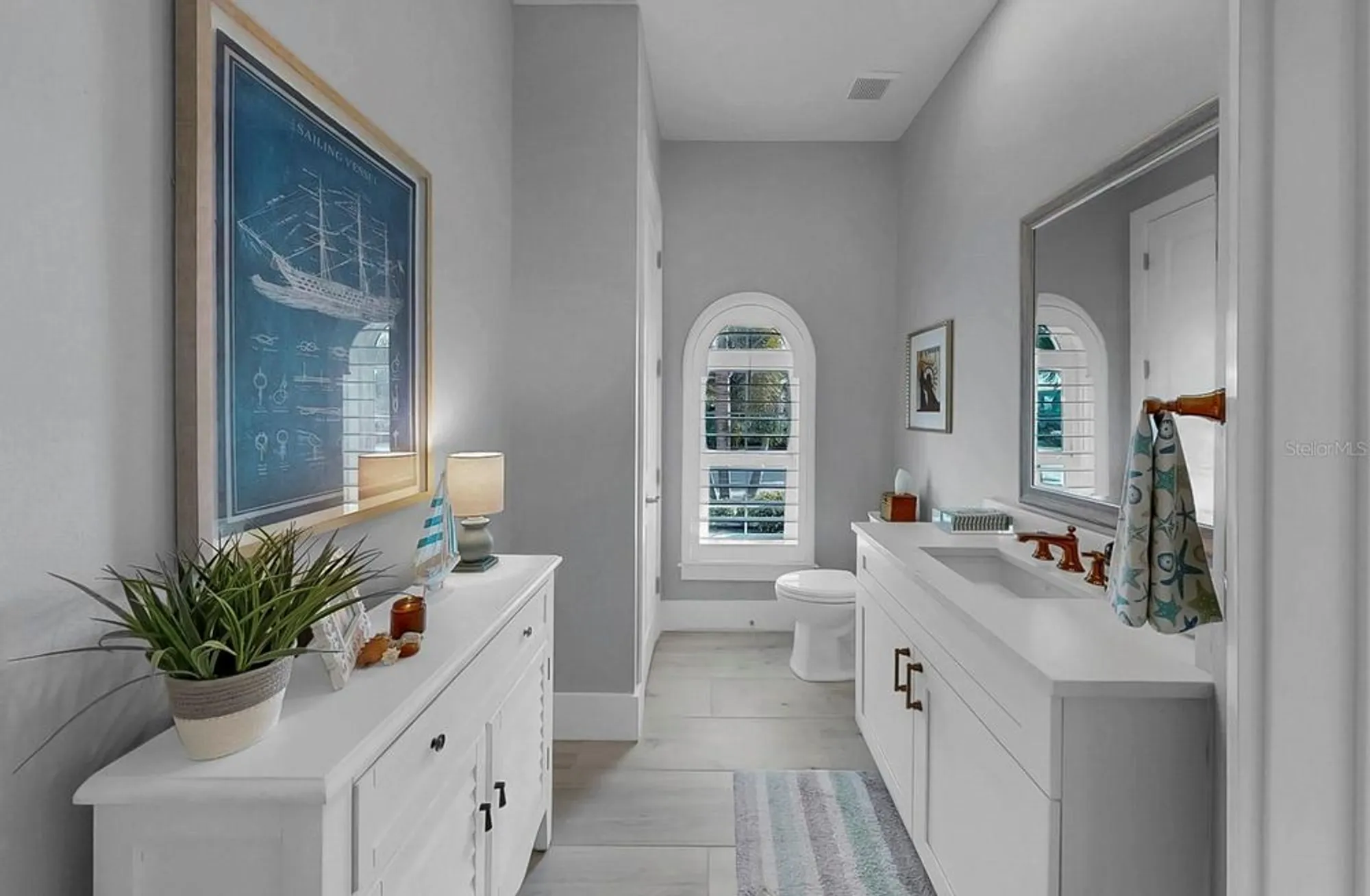 Property Slideshow image 17 of 100 | 701 pinckney dr, Apollo Beach, FL, 33572