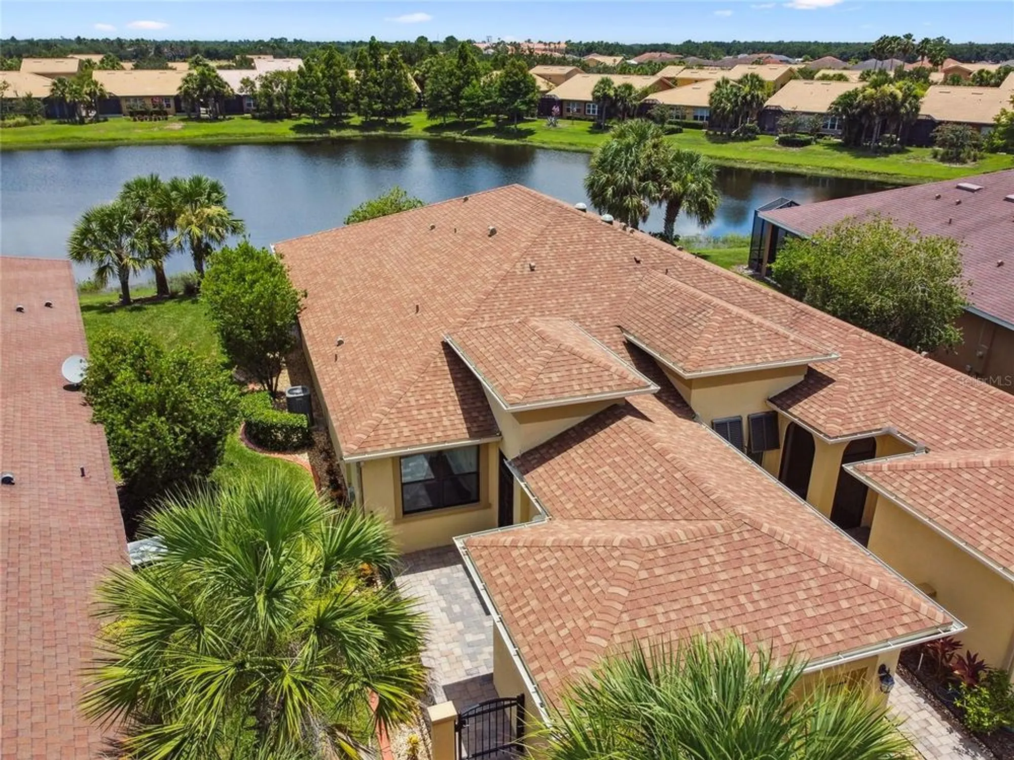 Property Slideshow image 50 of 63 | 3390 fallbrook dr, Kissimmee, FL, 34759