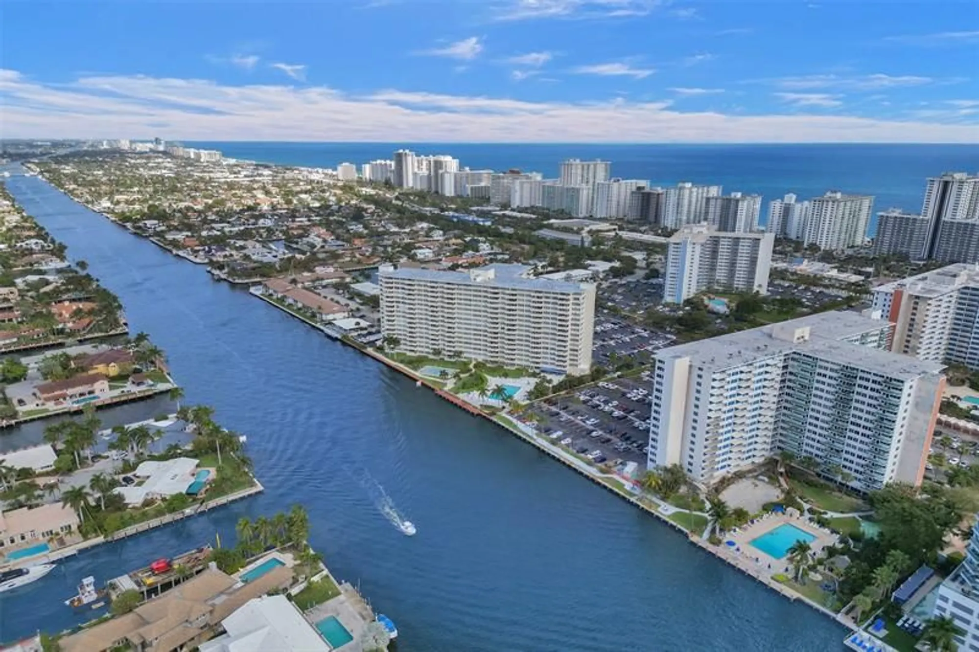 Property Slideshow image 4 of 47 | 3233 ne 34th st 1517, Fort Lauderdale, FL, 33308