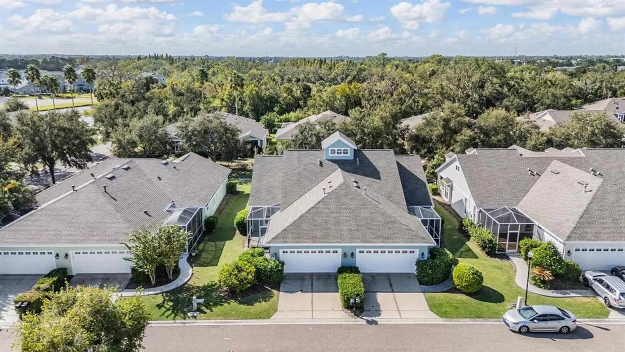 Property Slideshow image 24 of 43 | 218 summerside ct, Apollo Beach, FL, 33572