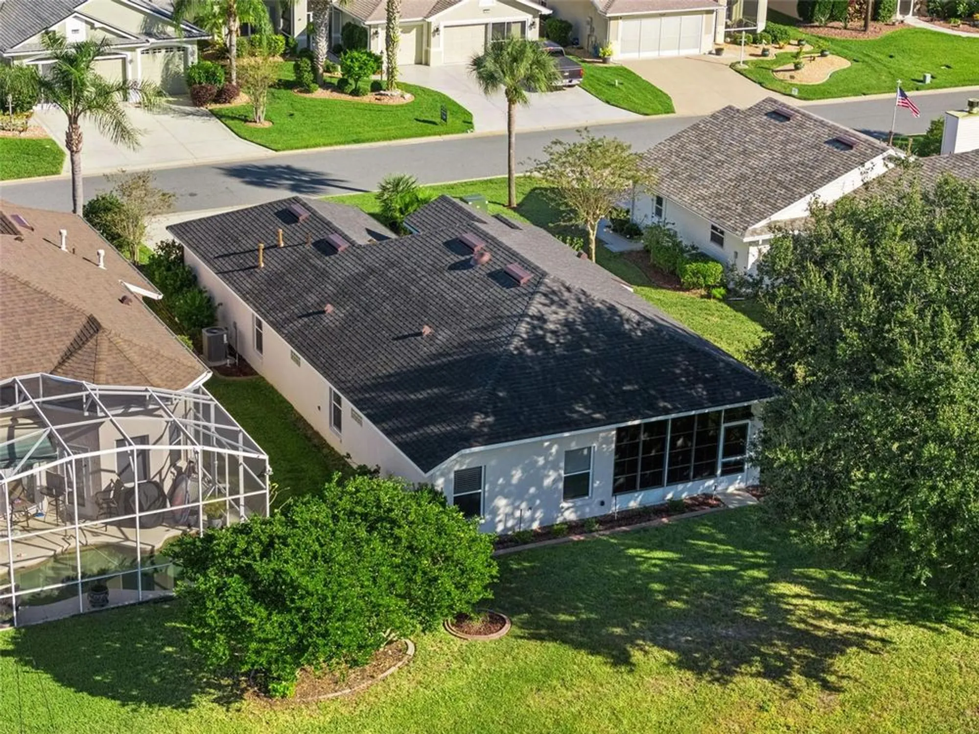 Property Slideshow image 9 of 61 | 5454 sir churchill dr, Leesburg, FL, 34748