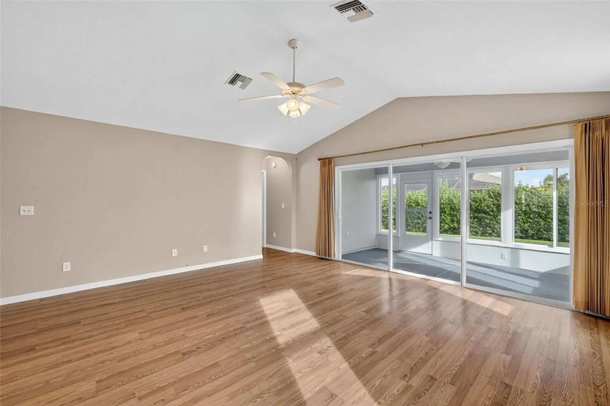 Property Slideshow image 11 of 35 | 12125 se 175th st, Summerfield, FL, 34491