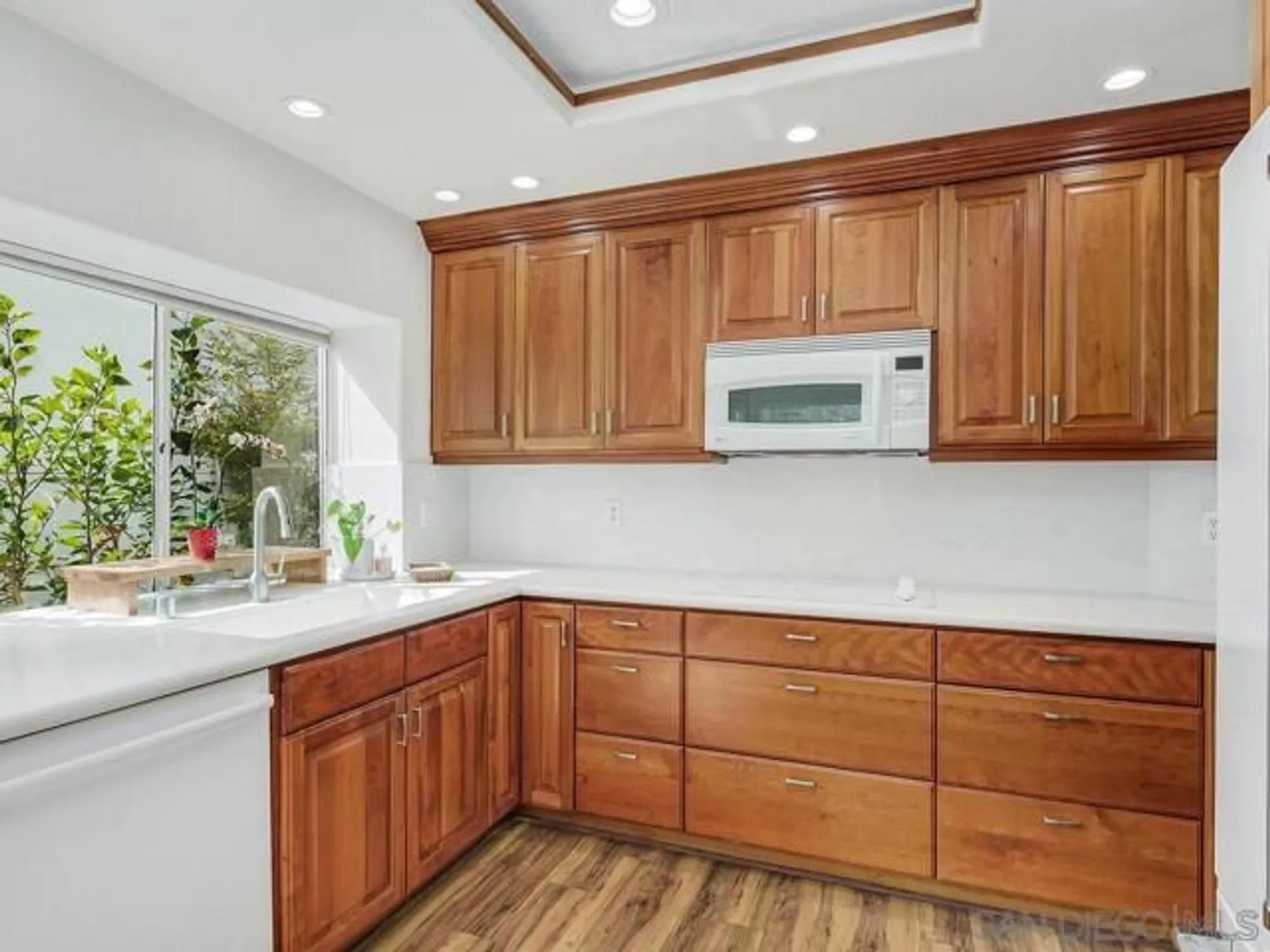 Property Slideshow image 14 of 32 | 4671 barcelona way, Oceanside, CA, 92056