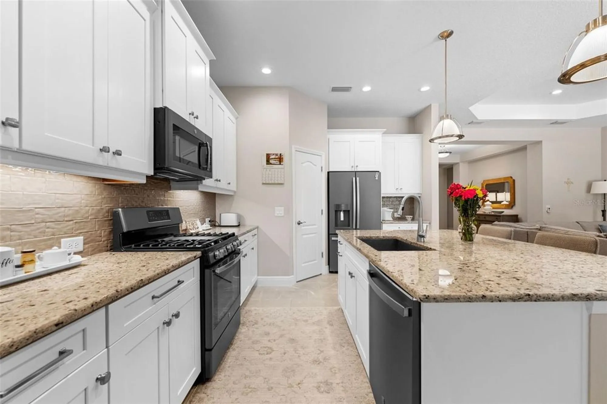 Property Slideshow image 11 of 47 | 11981 hunters creek rd, Venice, FL, 34293