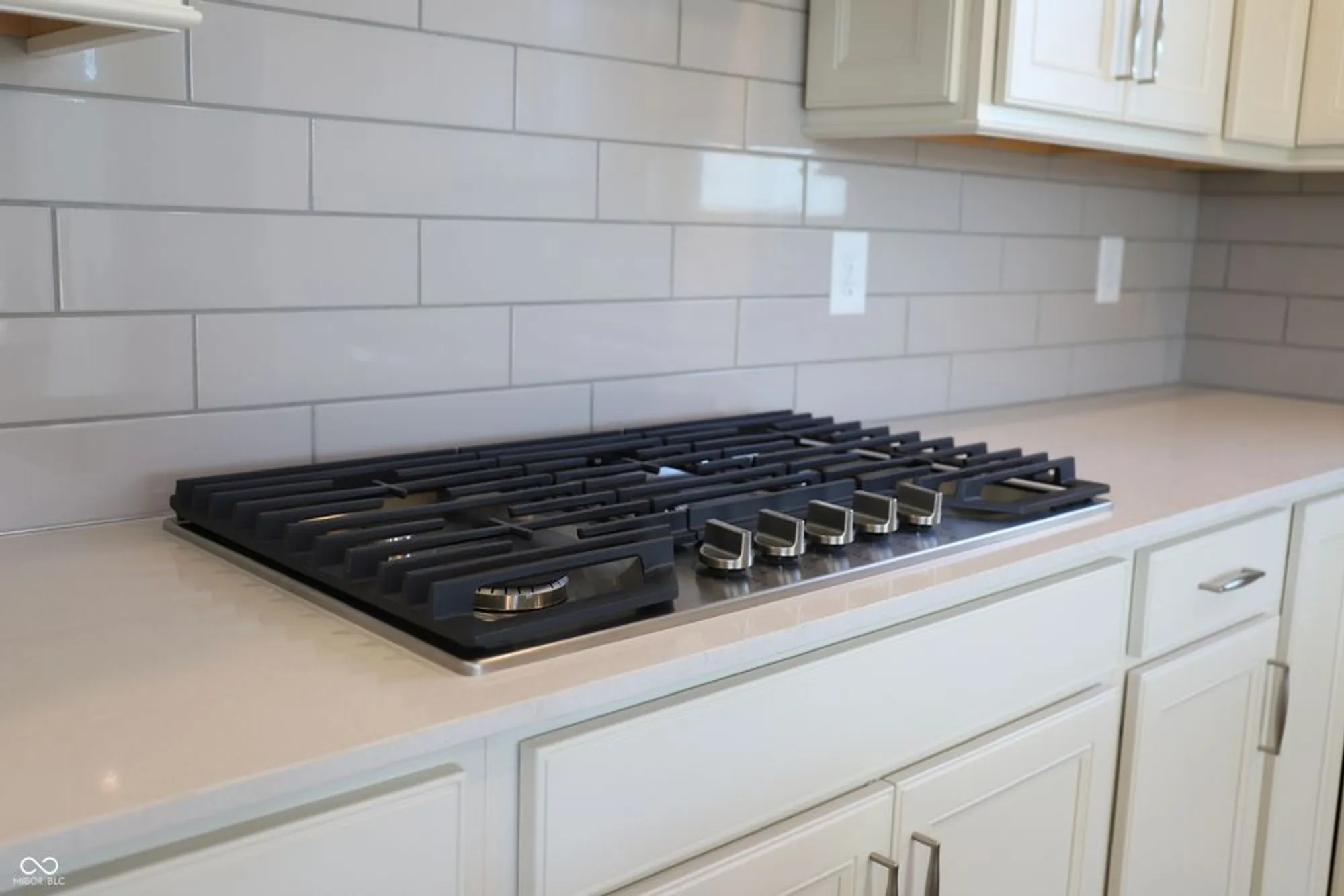 Property Slideshow image 55 of 61 | 811 daisy st, Greenwood, IN, 46143