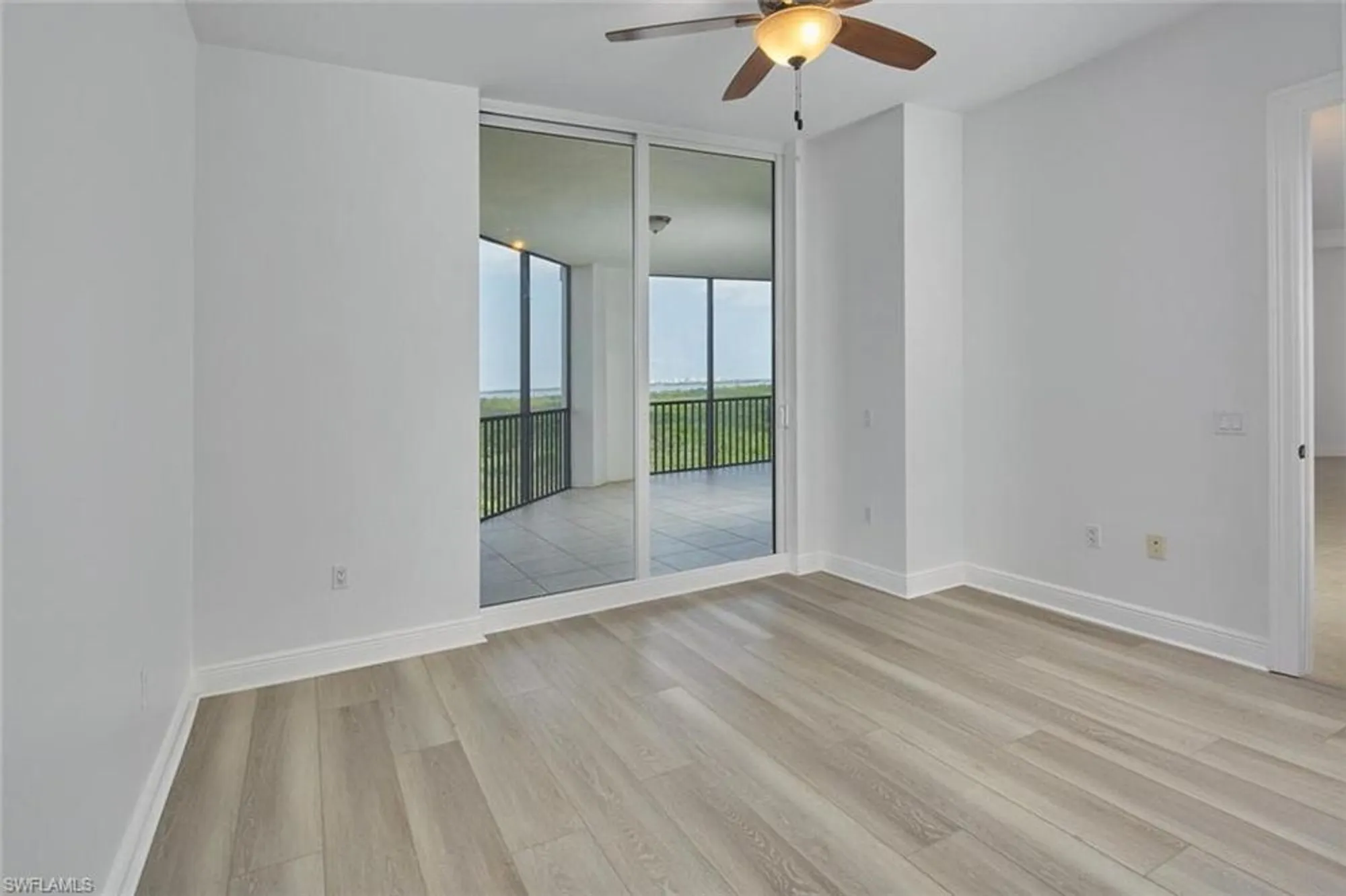 Property Slideshow image 18 of 24 | 24011 via castella dr 2402, Bonita Springs, FL, 34134