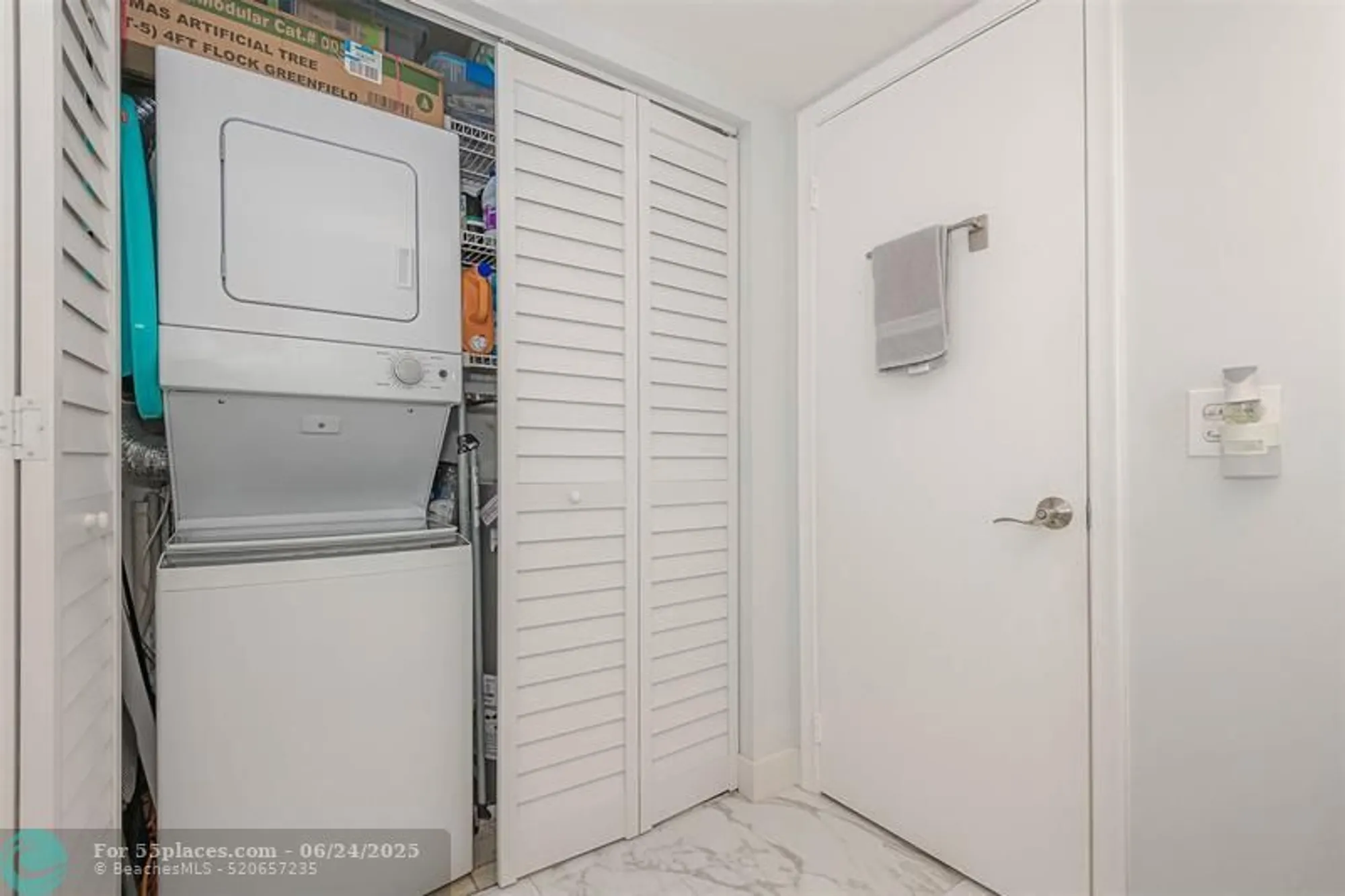 Property Slideshow image 26 of 33 | 701 sw 128th ave f304, Pembroke Pines, FL, 33027