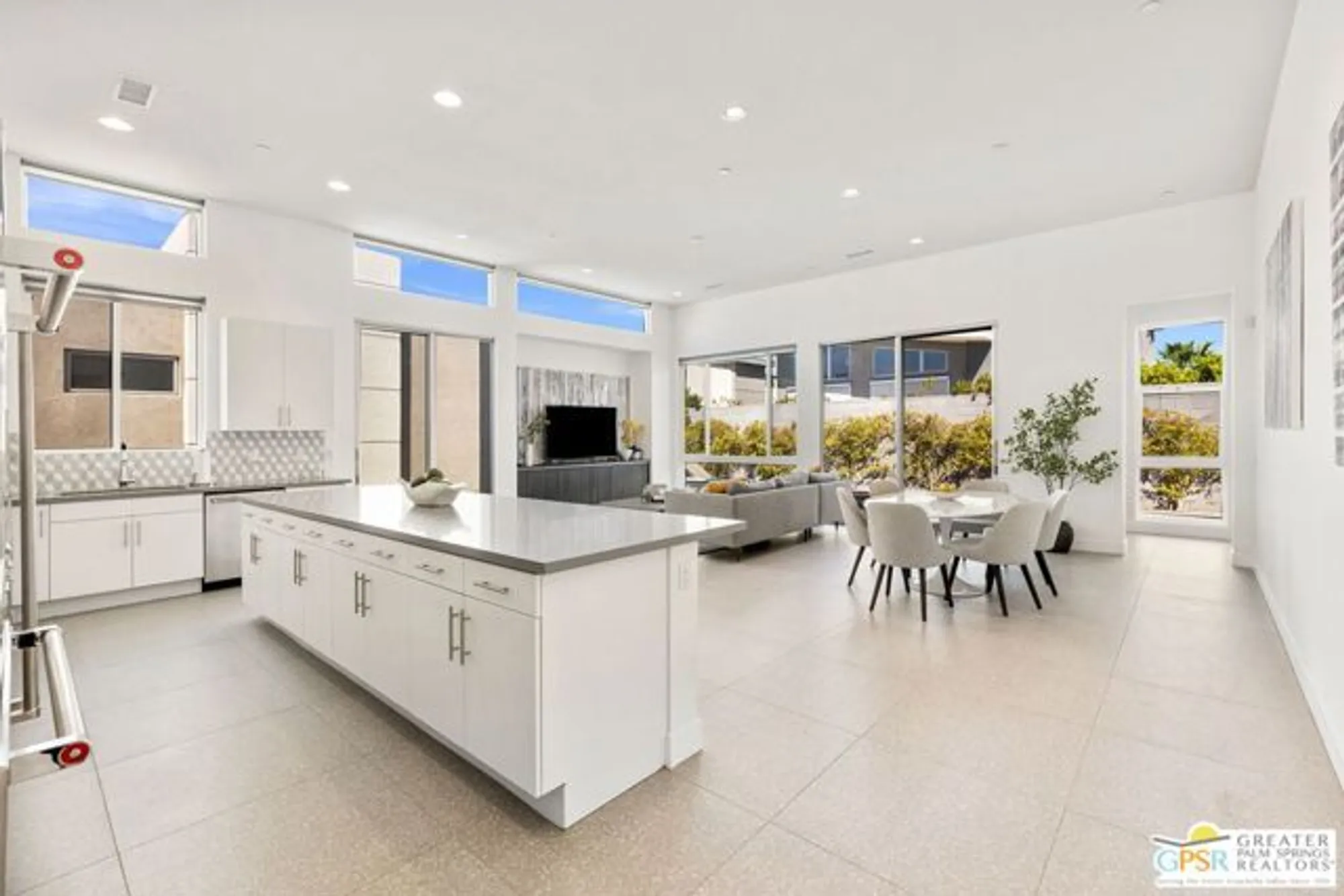 Property Slideshow image 58 of 74 | 4251 amber ln, Palm Springs, CA, 92262