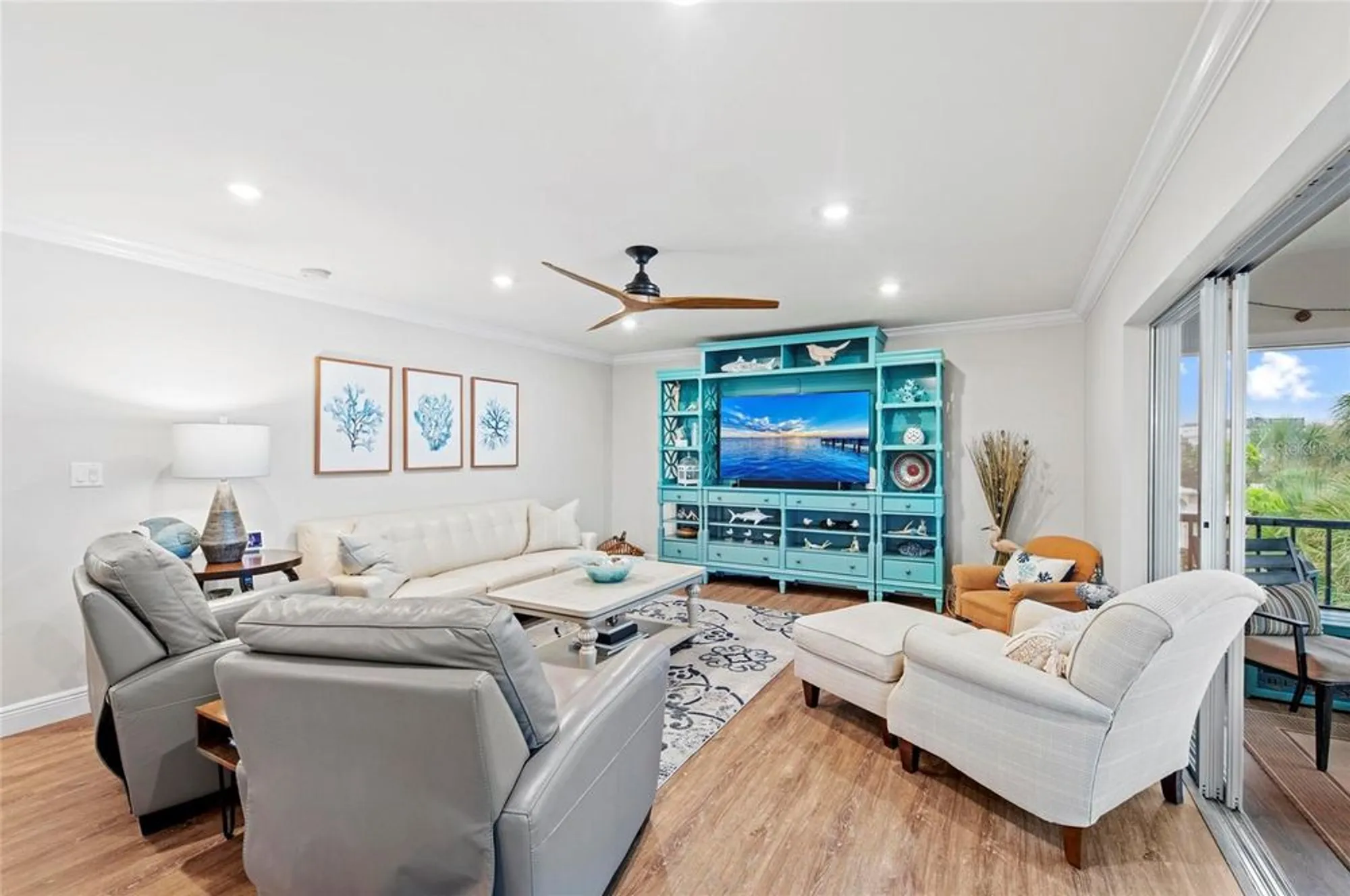 Property Slideshow image 5 of 55 | 101 whispering sands dr apt 307, Sarasota, FL, 34242