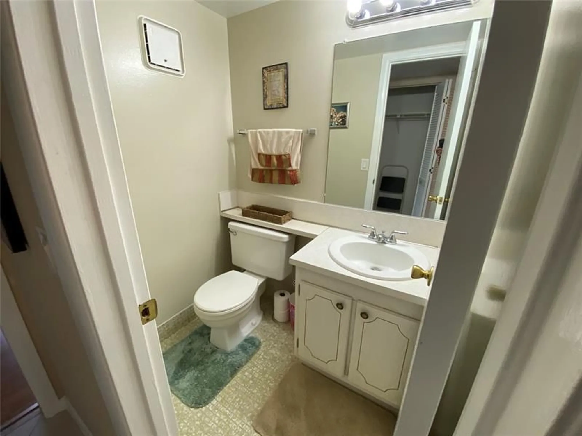 Property Slideshow image 7 of 50 | 278 newport r # 278, Deerfield Beach, FL, 33442