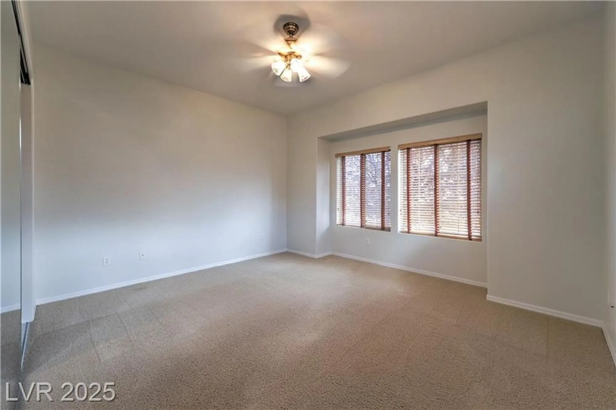 Property Slideshow image 21 of 35 | 2563 collinsville dr, Henderson, NV, 89052