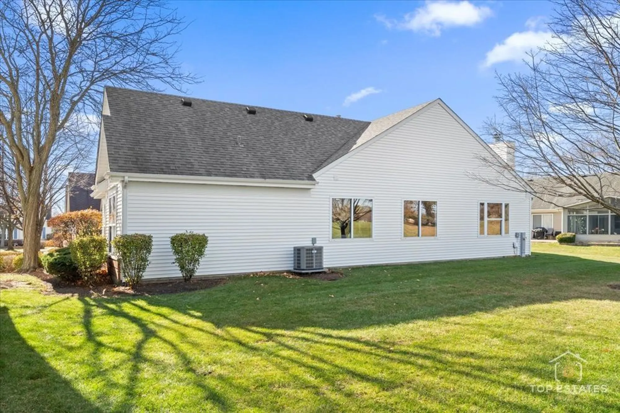 Property Slideshow image 24 of 28 | 13705 s redbud dr, Plainfield, IL, 60544