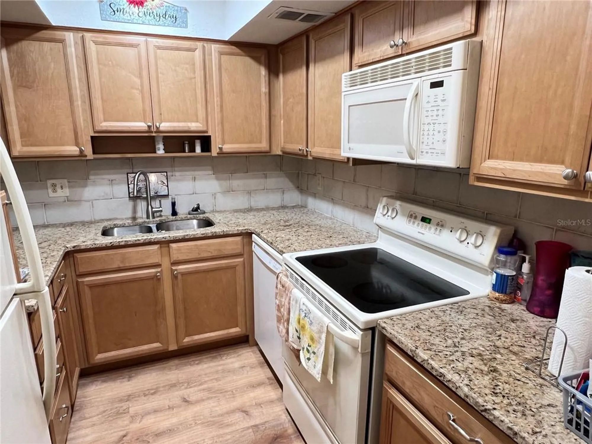 Property Slideshow image 10 of 49 | 2437 harbor blvd 213, Port Charlotte, FL, 33952