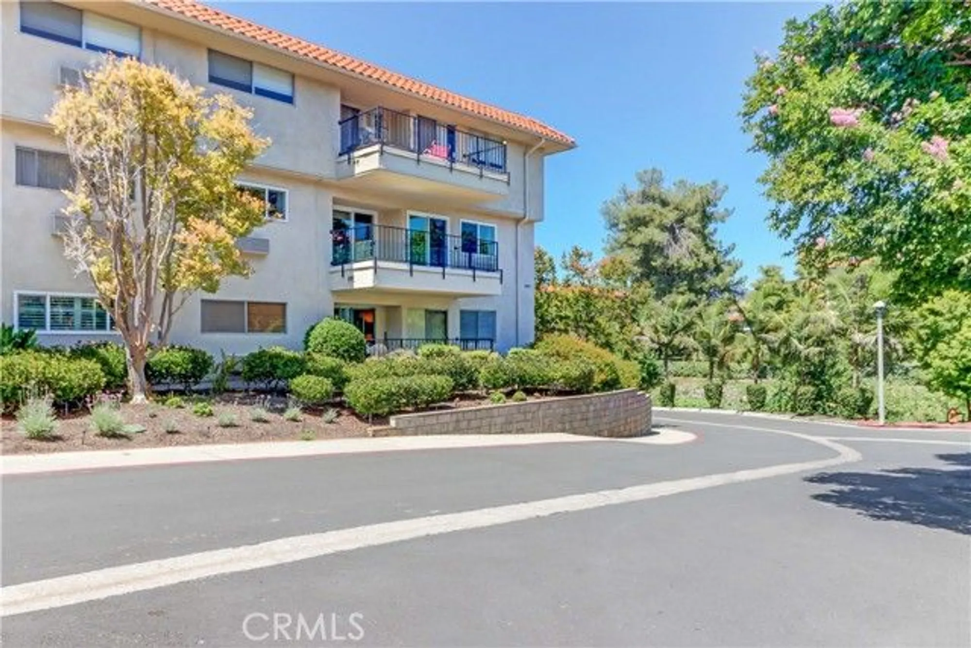 Property Slideshow image 39 of 41 | 2391 via mariposa 2e, Laguna Woods, CA, 92637