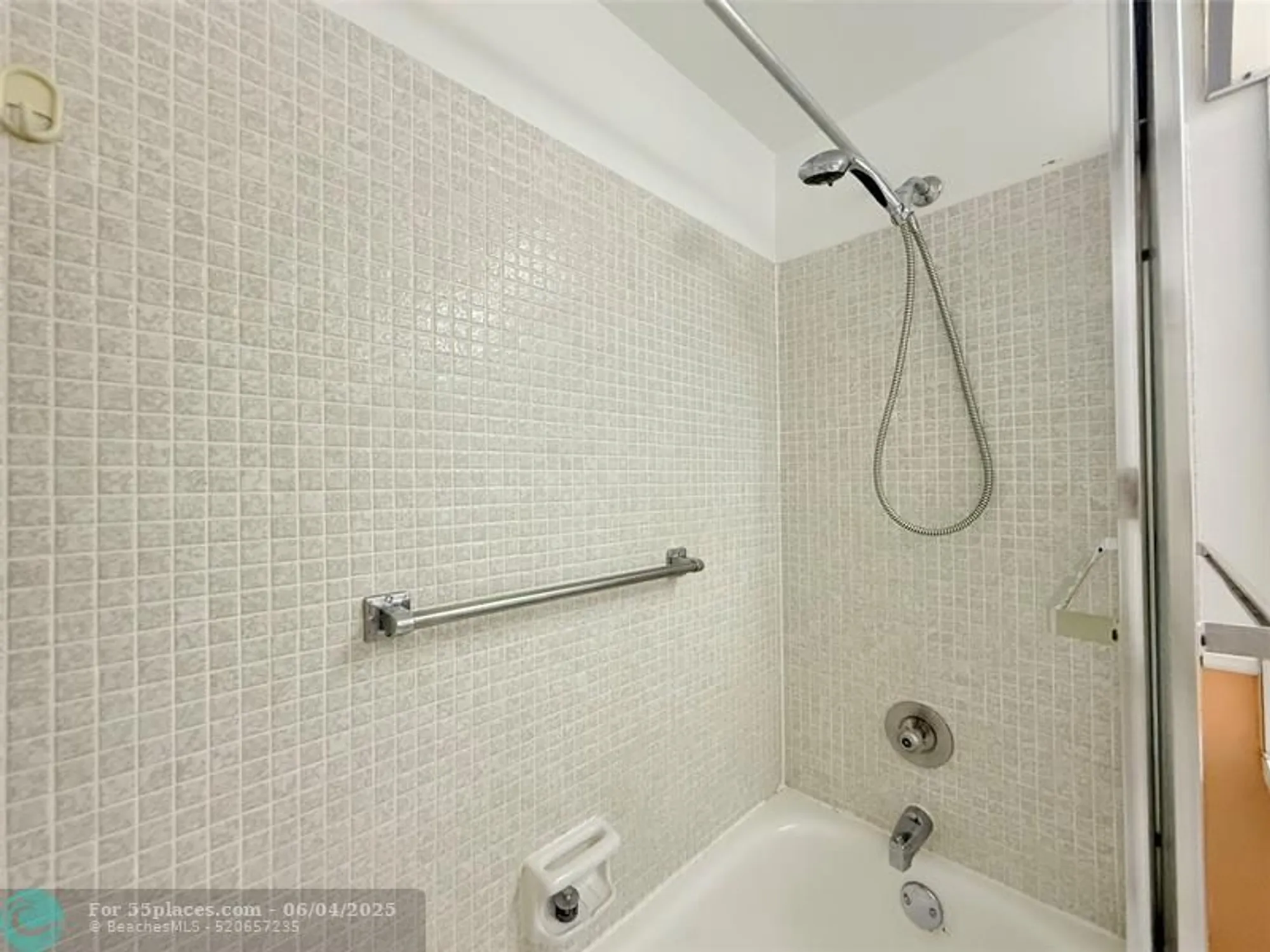 Property Slideshow image 15 of 29 | 53 markham c # 53, Deerfield Beach, FL, 33442