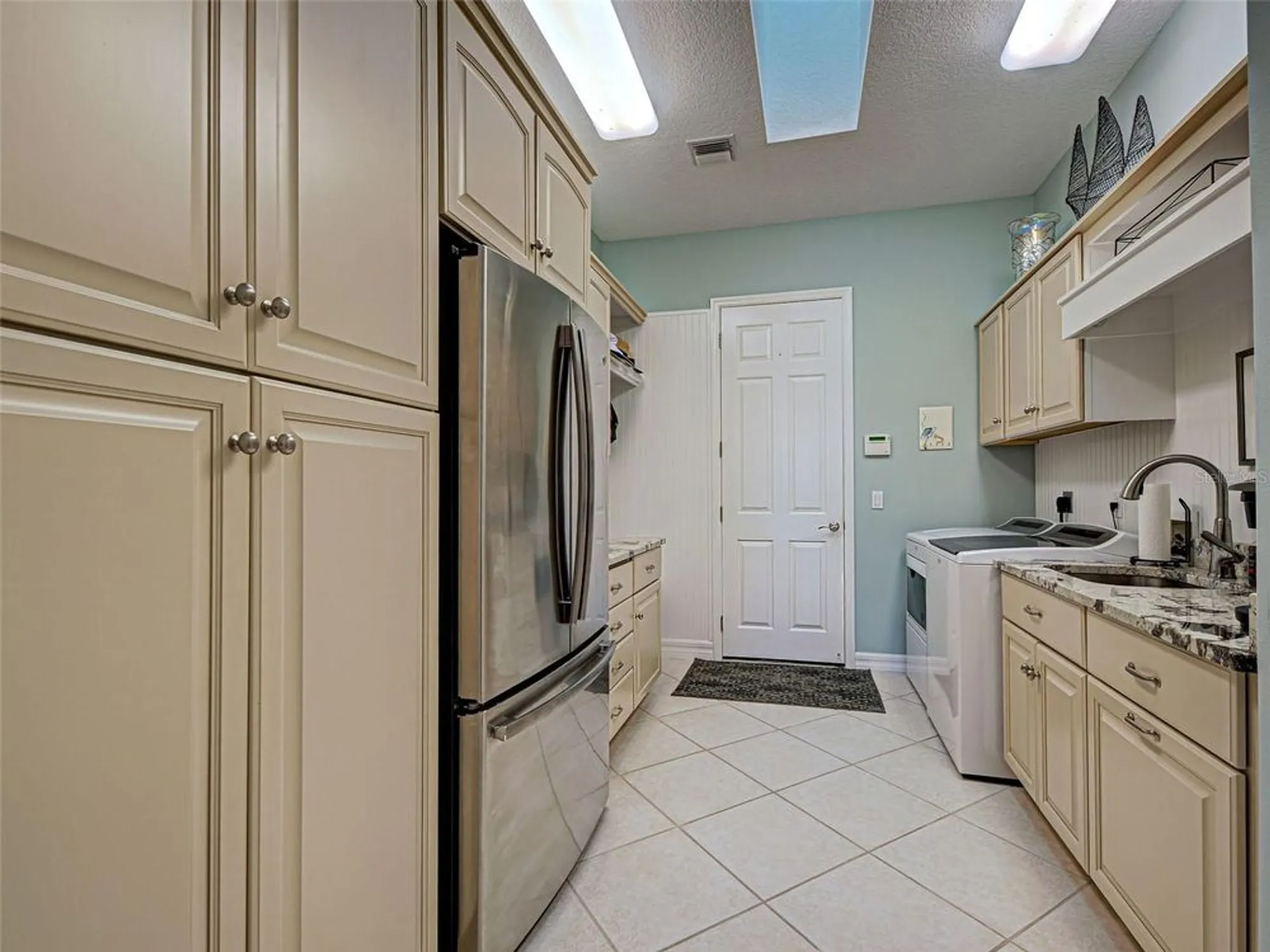 Property Slideshow image 55 of 66 | 431 tremingham way, Venice, FL, 34293