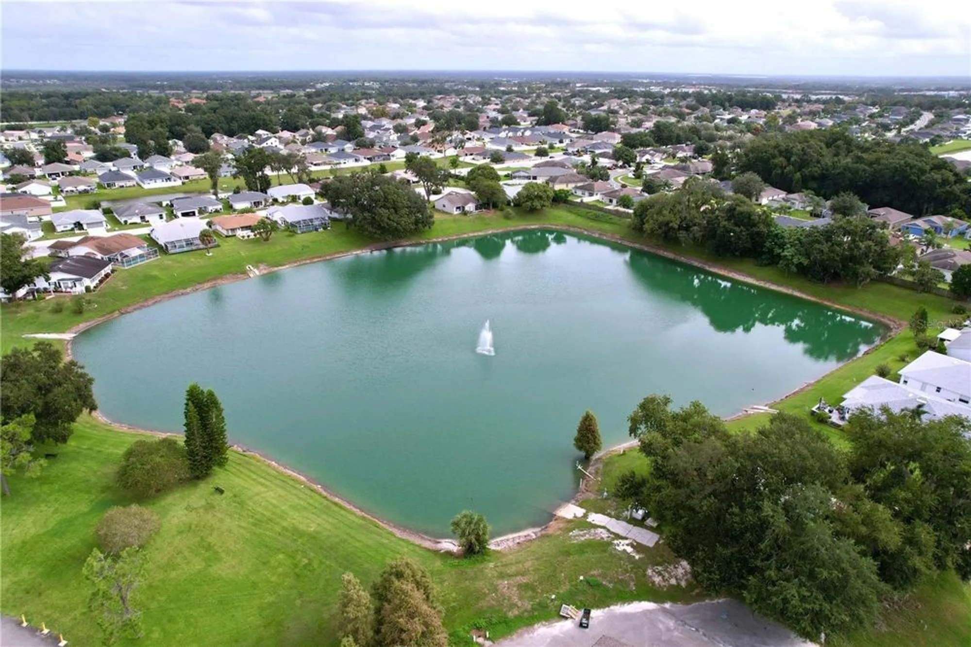 Property Slideshow image 36 of 41 | 2137 grand cypress dr, Lakeland, FL, 33810