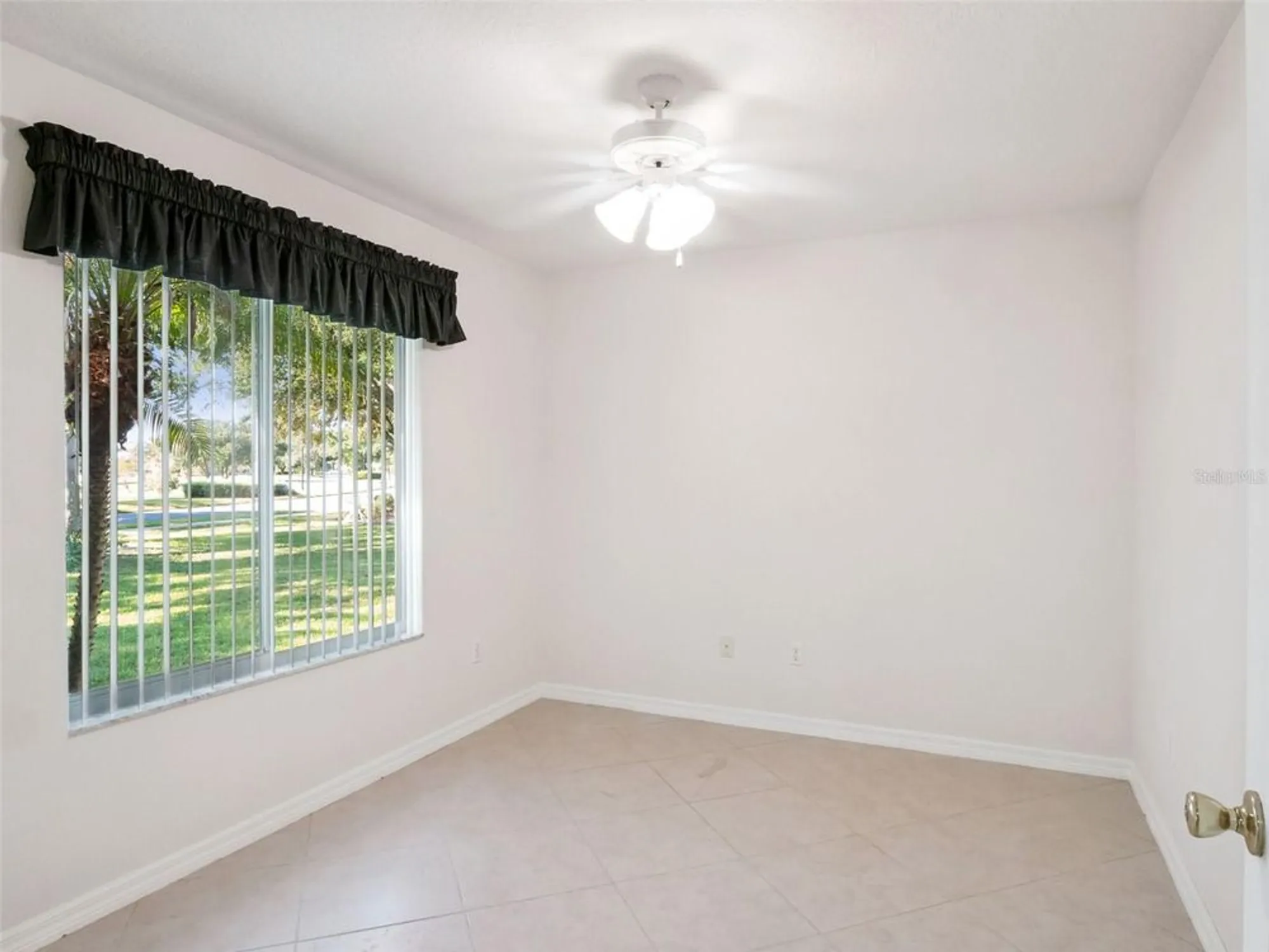Property Slideshow image 19 of 77 | 5616 laver st, Leesburg, FL, 34748